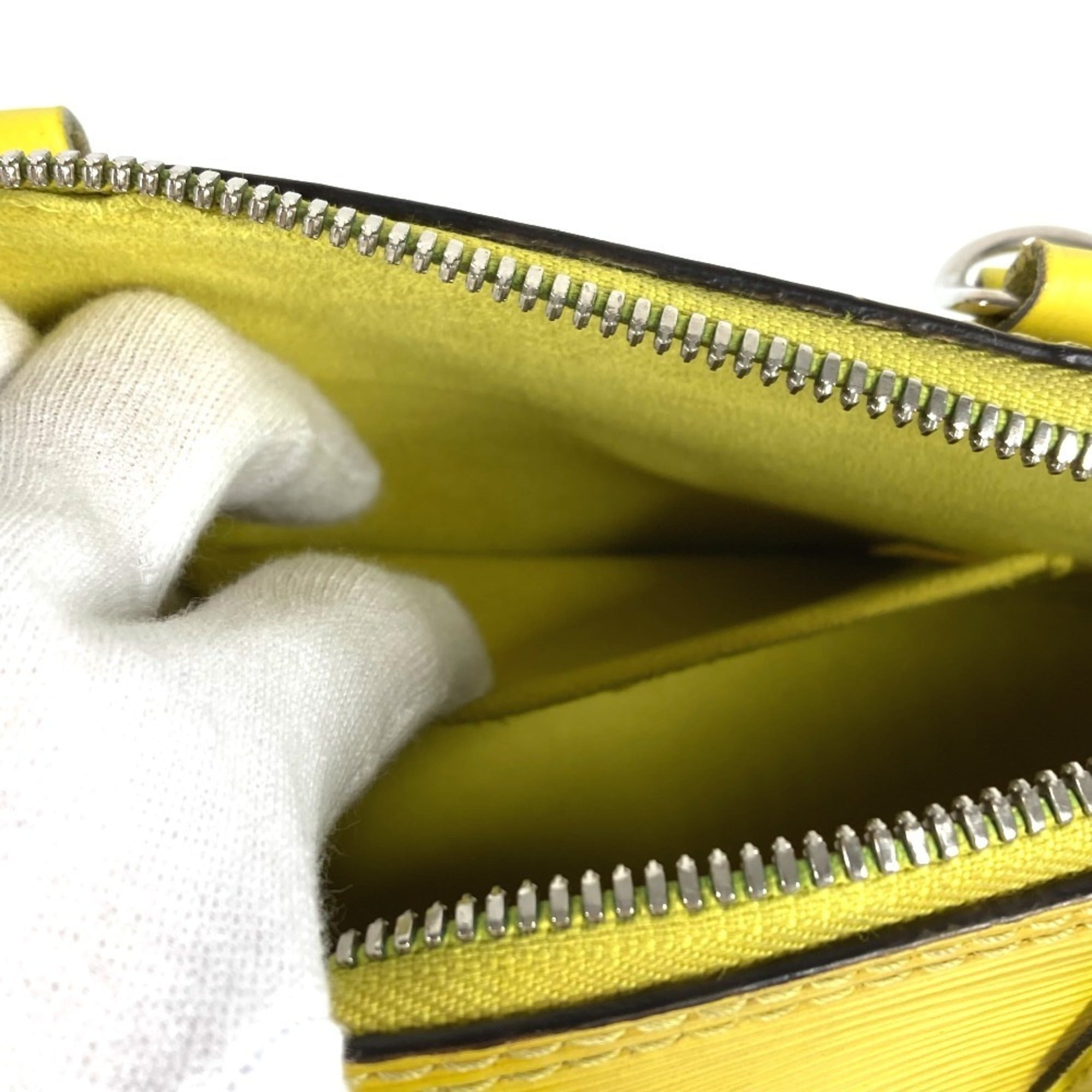 Louis Vuitton Pistache Yellow Epi Leather Handbag Shoulder Bag (Pre-Owned)