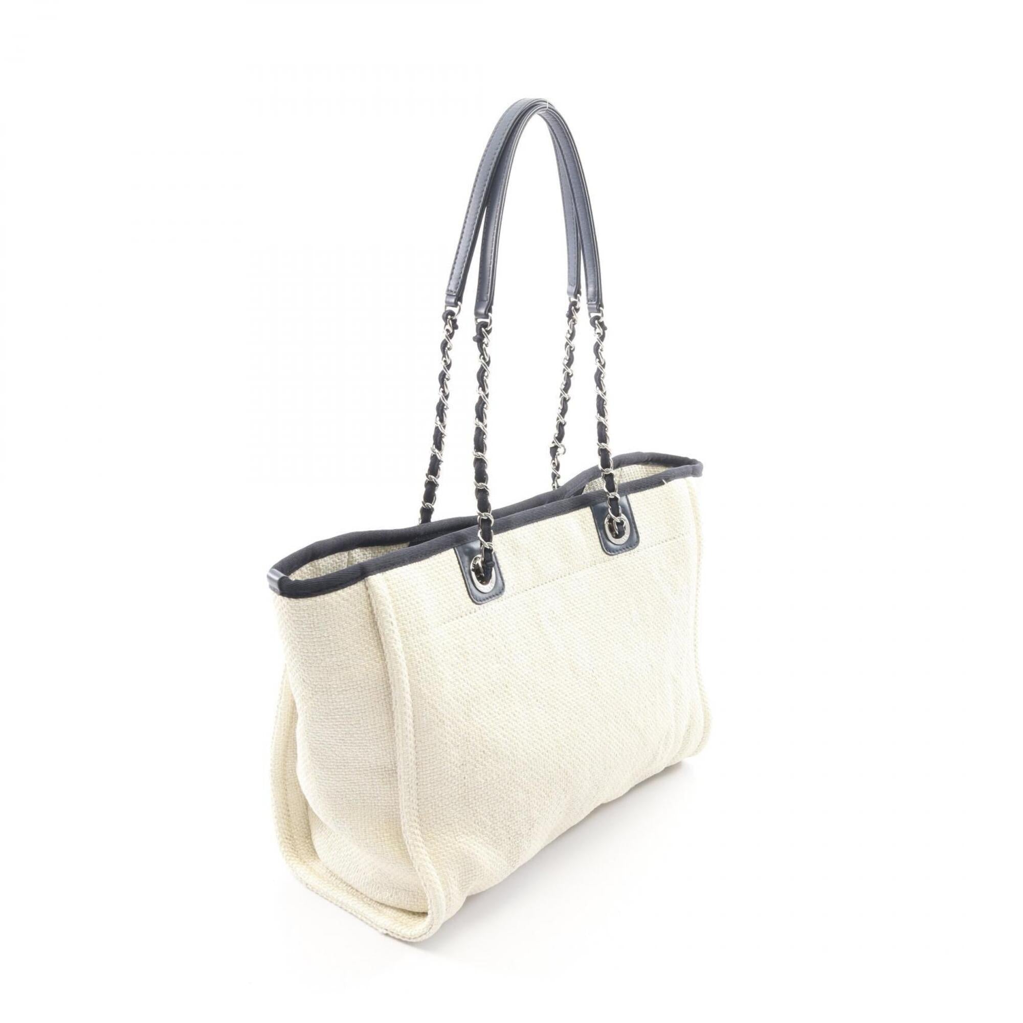 Chanel Navy White Leather Straw Handbag Tote Bag (Pre-Owned)