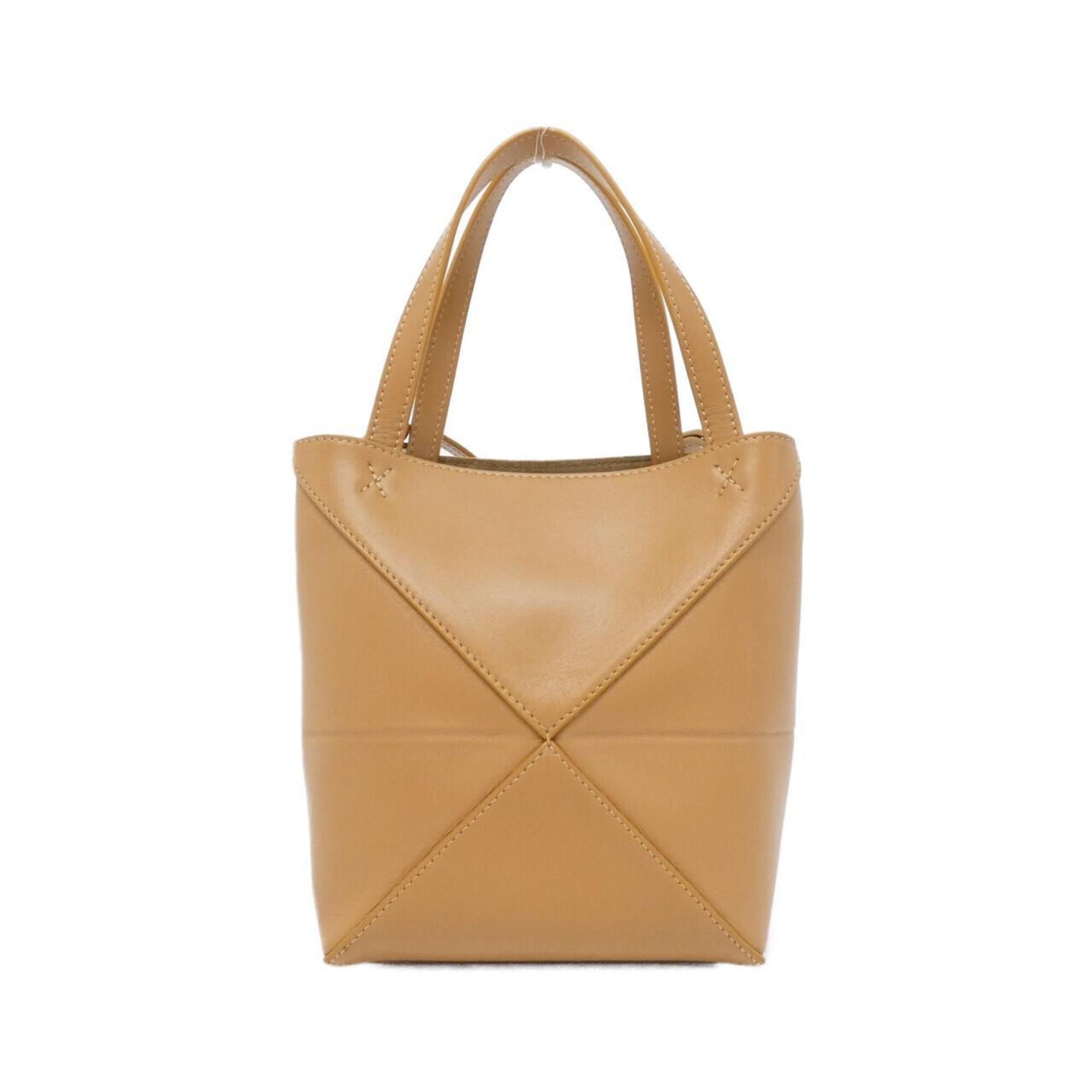 Loewe Beige Leather Handbag (Pre-Owned)