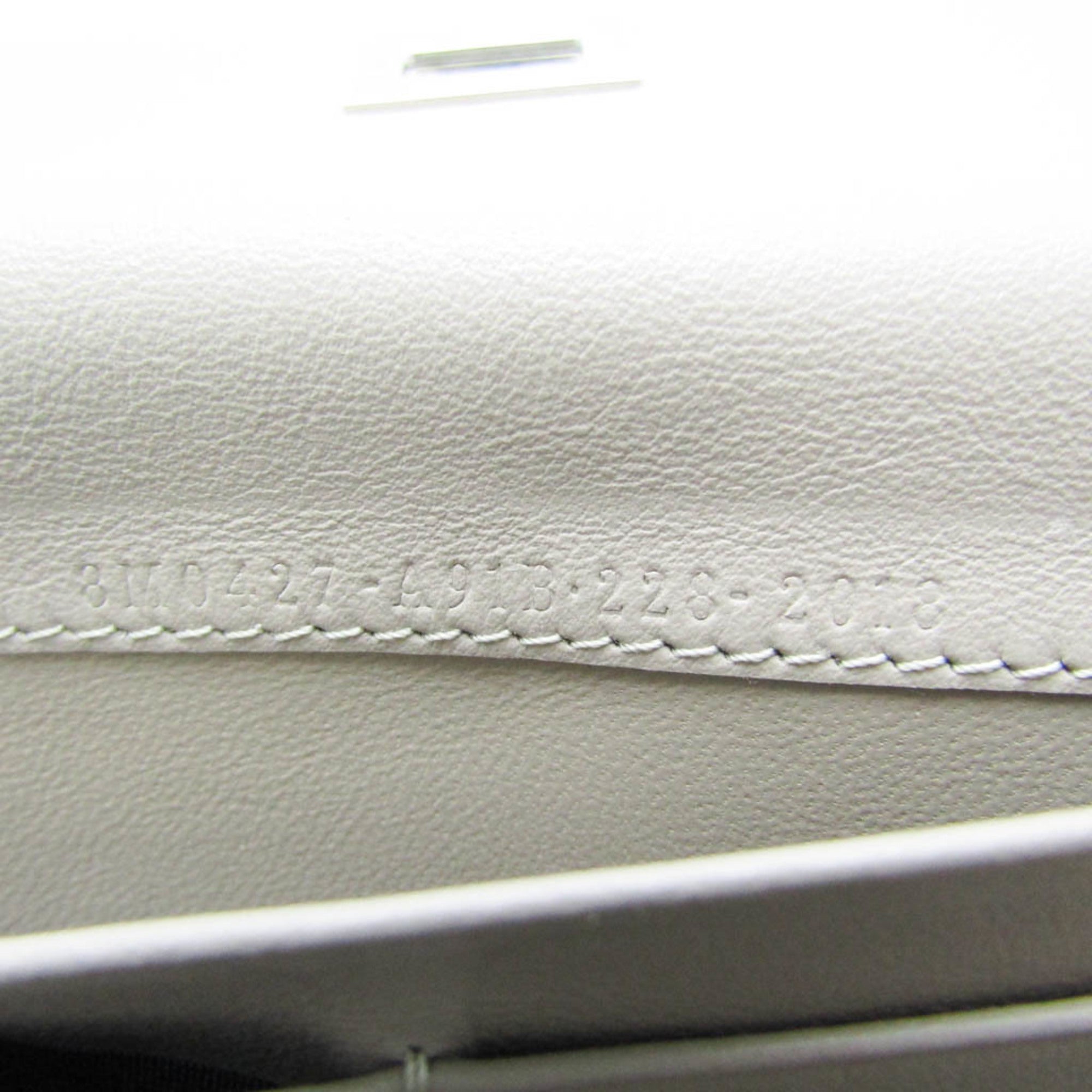 Fendi Beige Leather Long Wallet (Bi-Fold) (Pre-Owned)