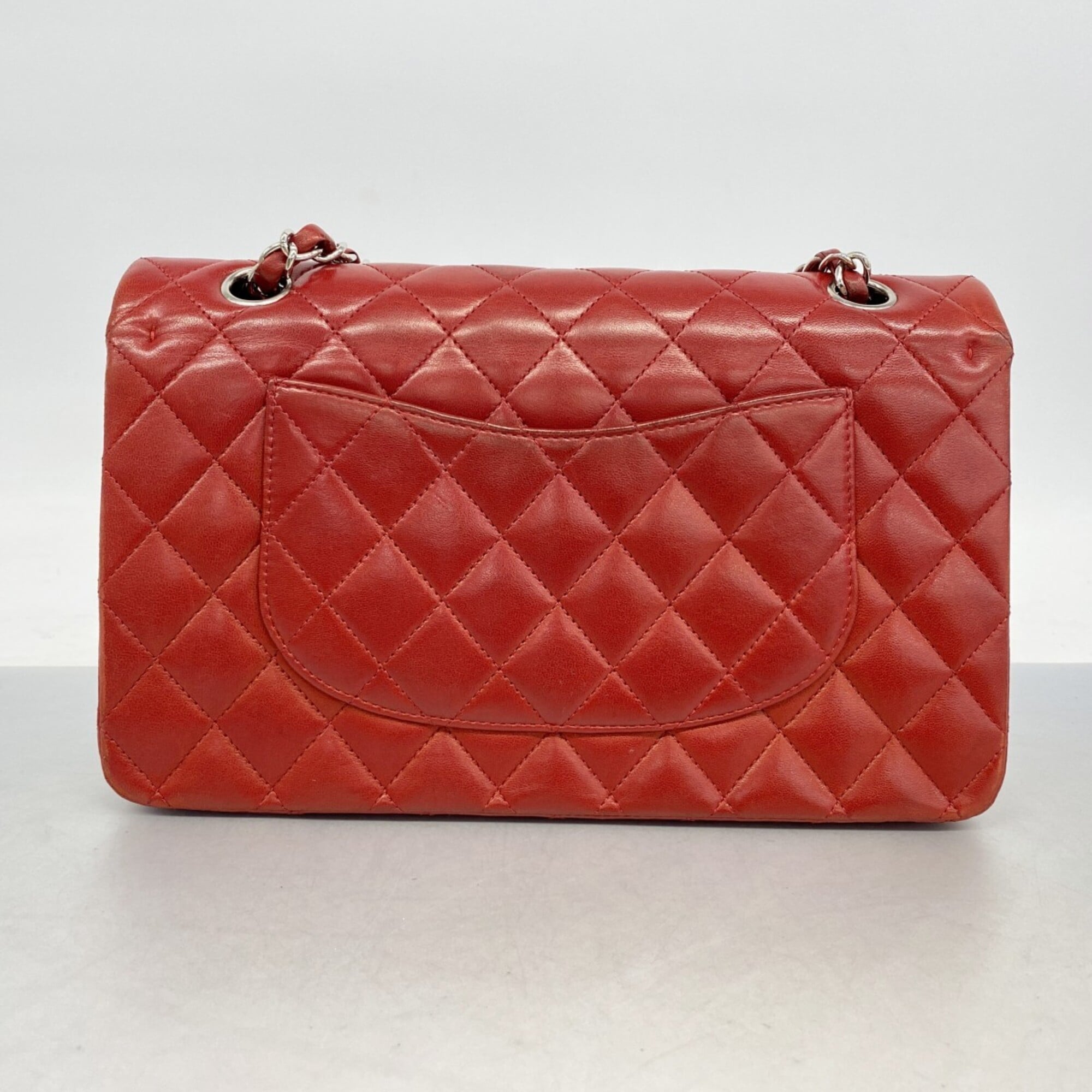Chanel Red Color Leather Shoulder Bag (Pre-Owned)