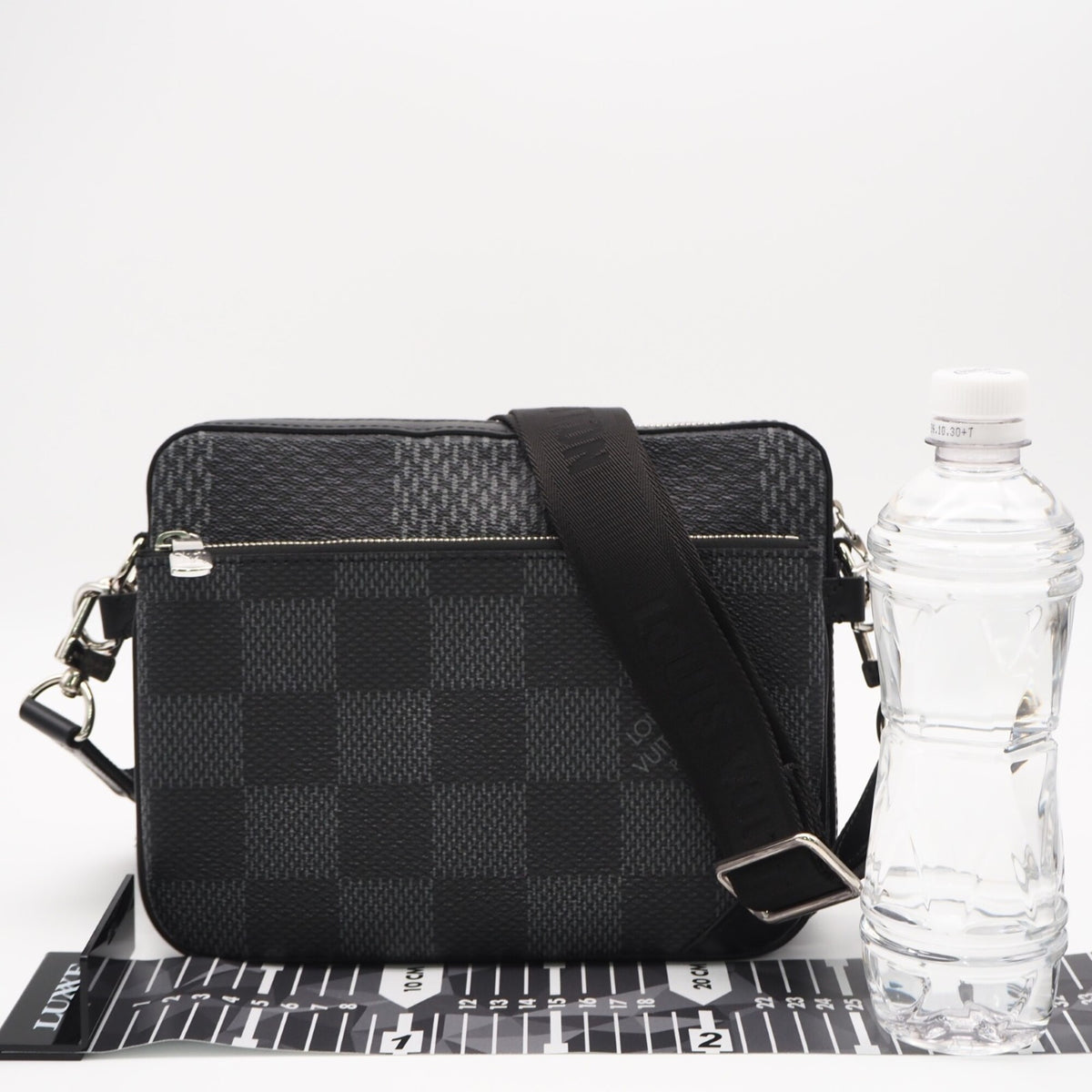 Louis Vuitton Black Gray Coated Canvas Leather Shoulder Bag (Pre-Owned)