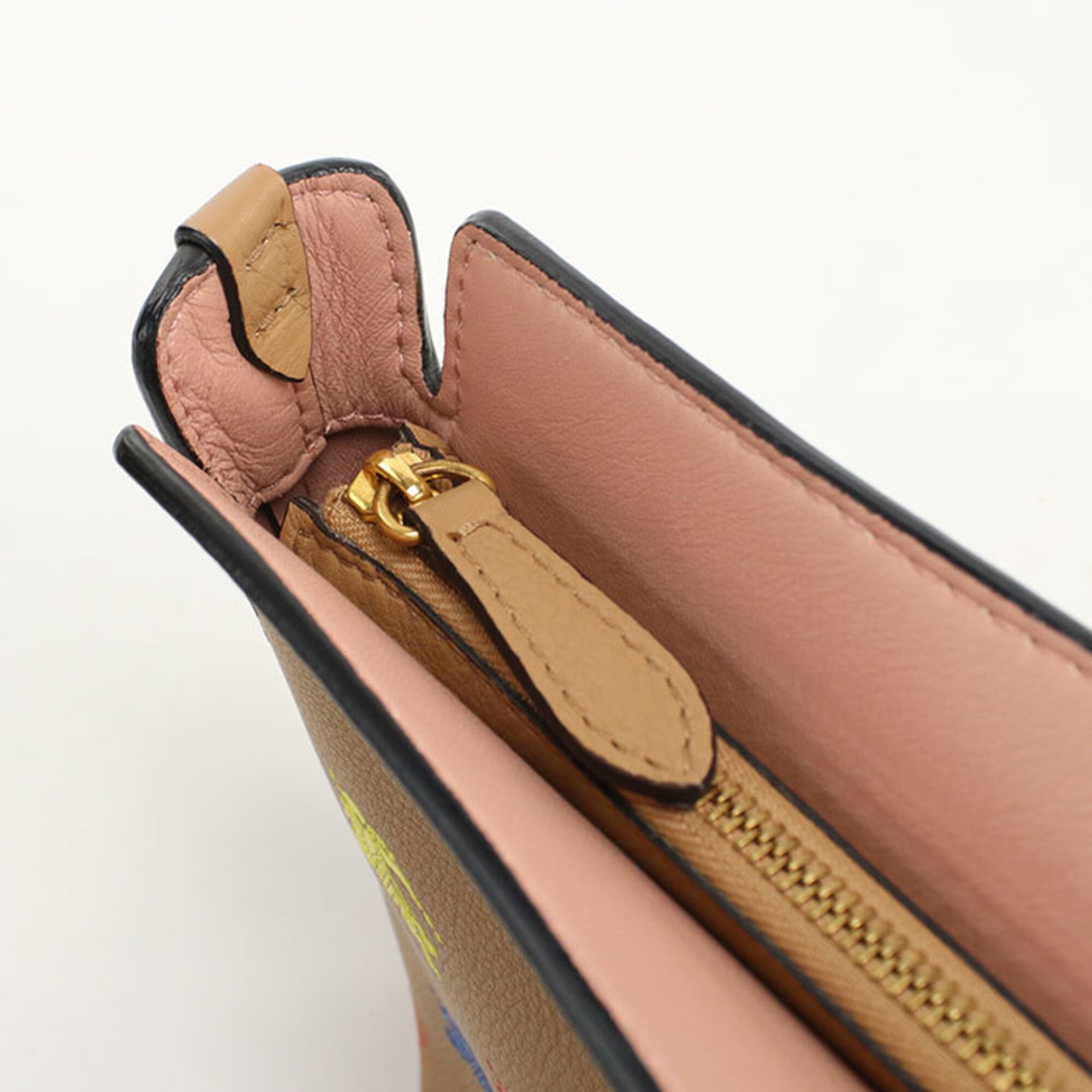Burberry Brown Leather Clutch Bag (Pre-Owned)