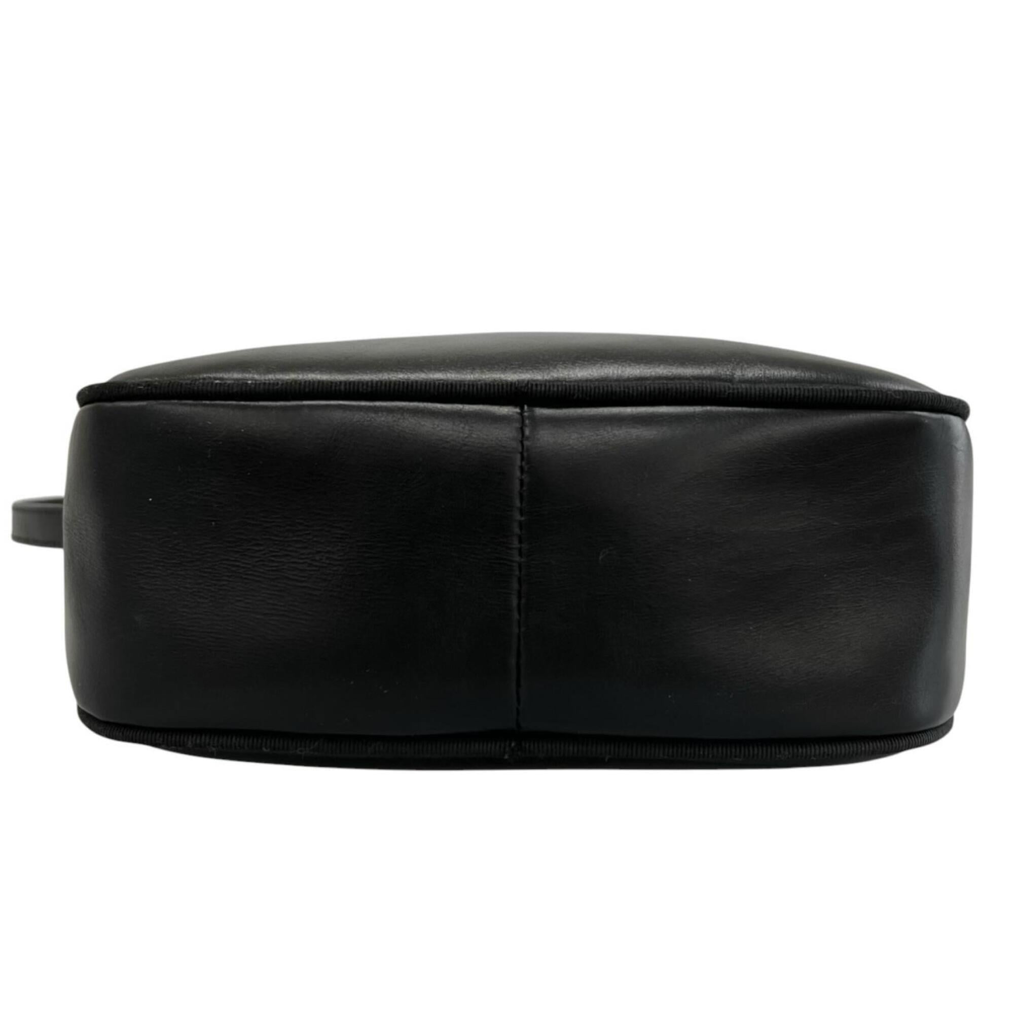 Salvatore Ferragamo Black Leather Shoulder Bag (Pre-Owned)