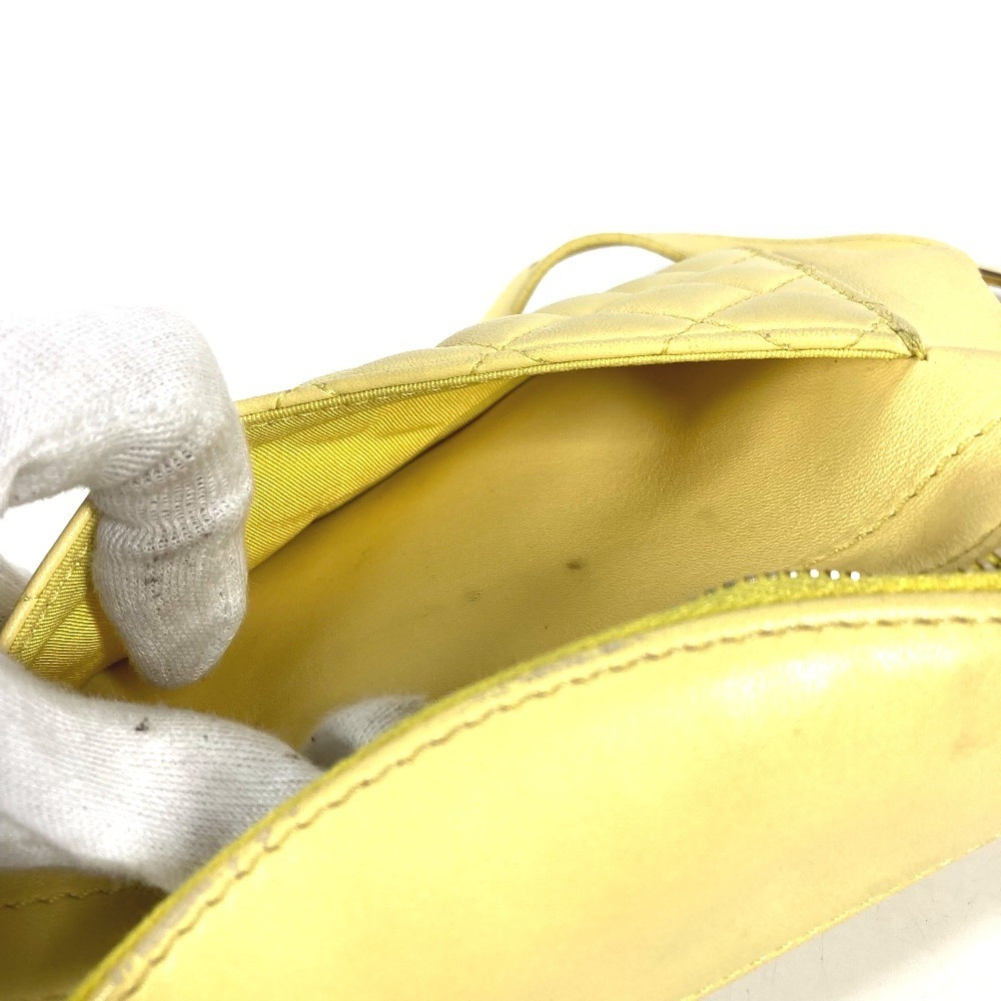 Chanel Matelasse Yellow Leather Sling Bag (Pre-Owned)