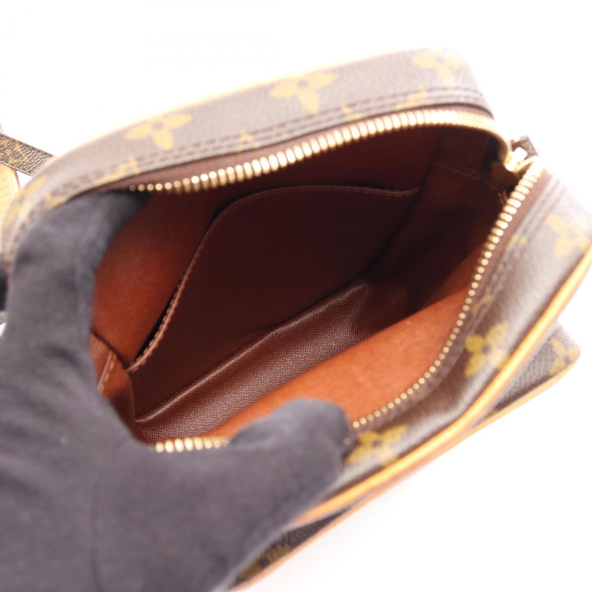 Louis Vuitton Brown Monogram Monogram Leather Shoulder Bag (Pre-Owned)