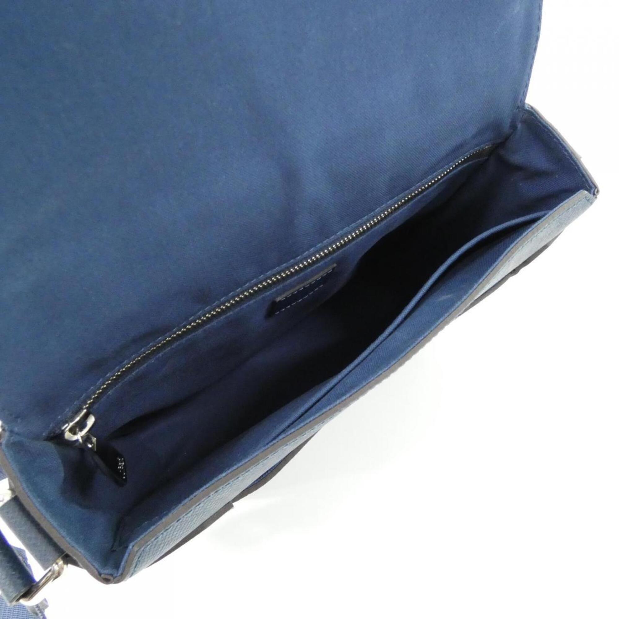Louis Vuitton Ocean Leather Shoulder Bag (Pre-Owned)