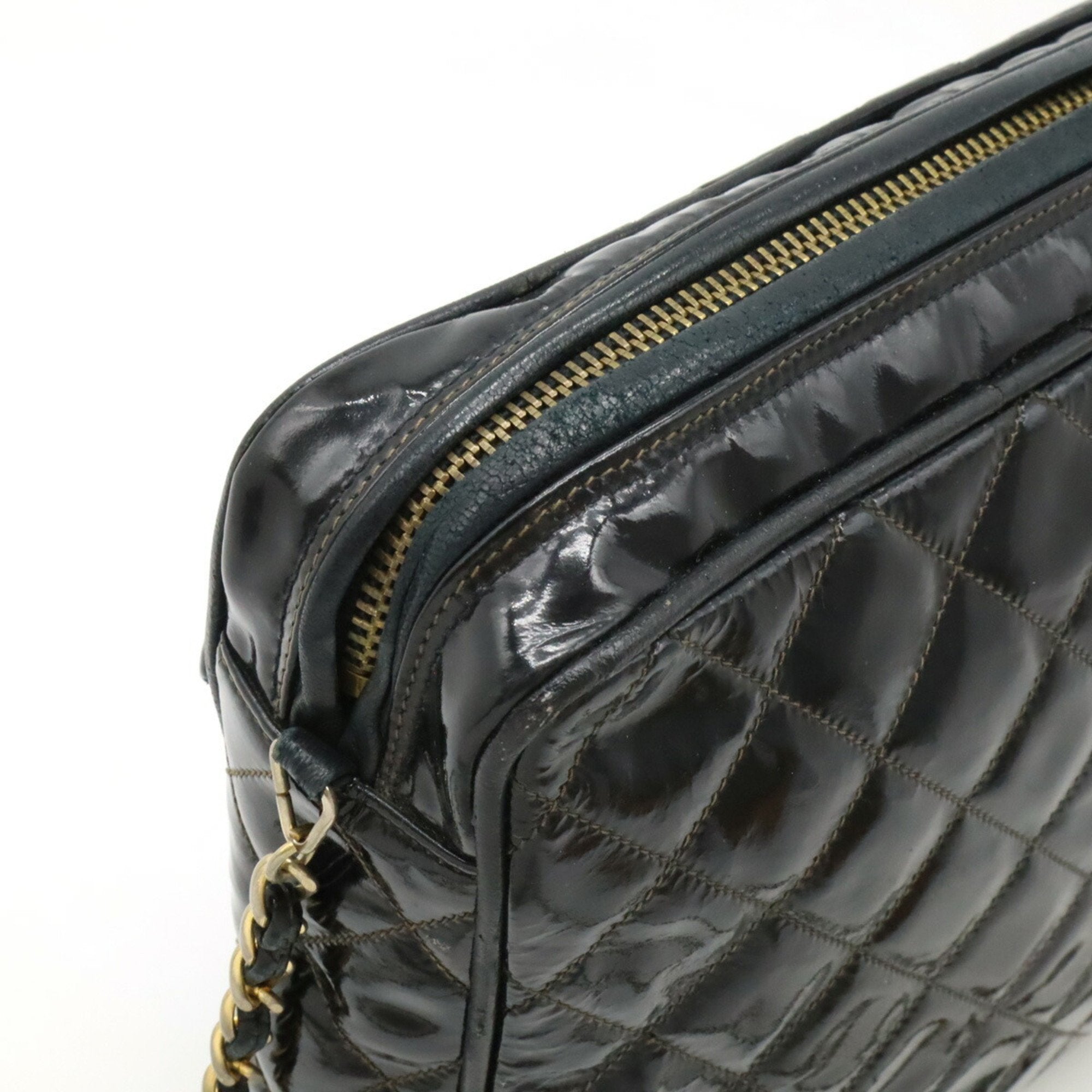 Chanel Black Patent Leather Shoulder Bag (Pre-Owned)