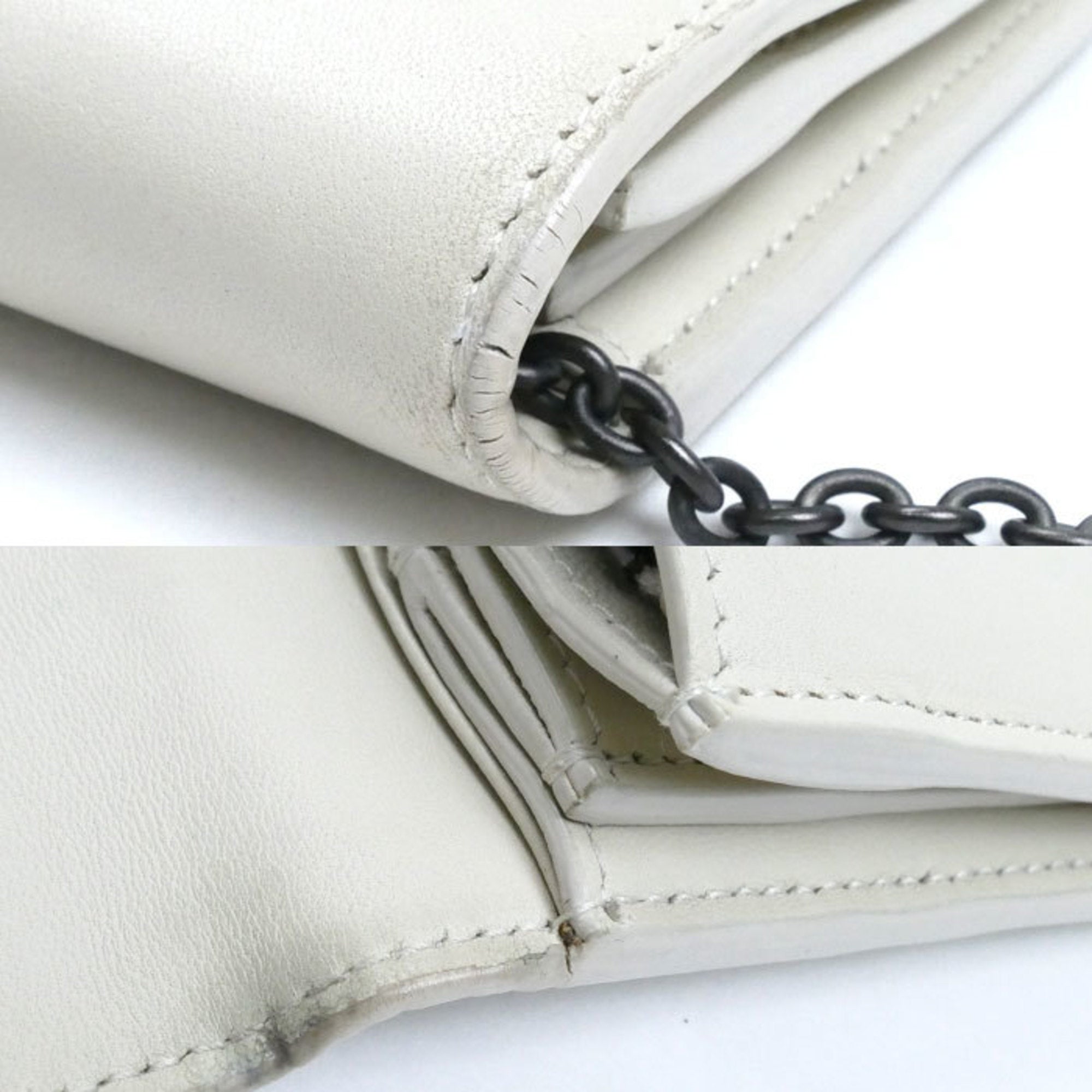 Bottega Veneta Ivory Leather Chain/Shoulder Wallet (Pre-Owned)