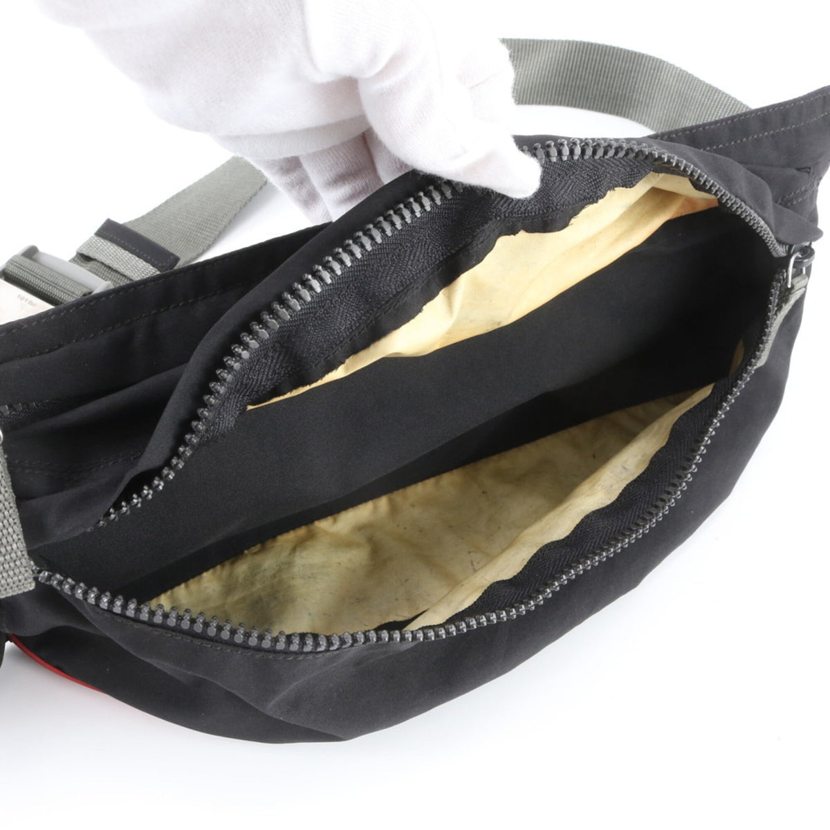 Pradasports Black Pouch Shoulder Bag Sling Bag (Pre-Owned)