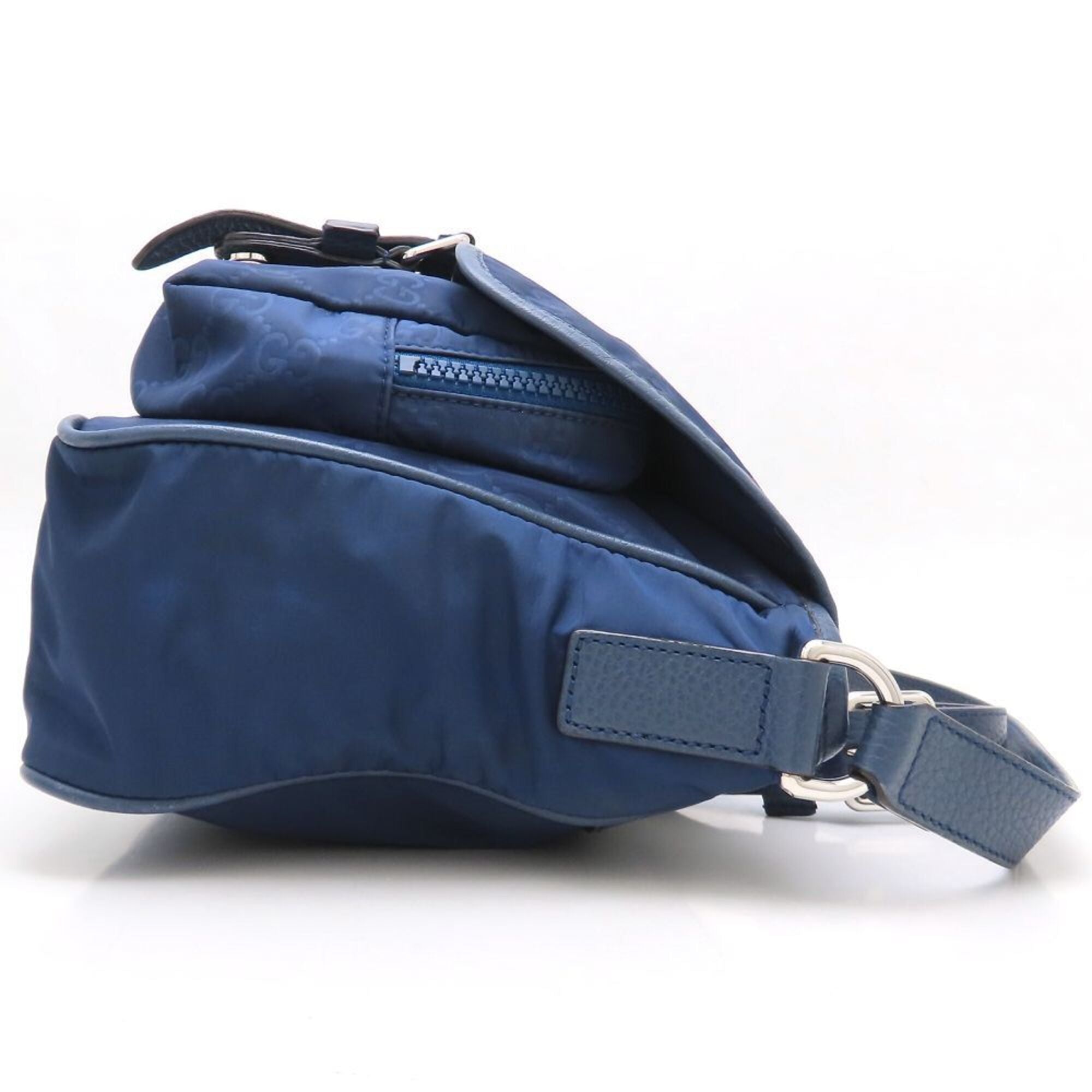 Gucci Navy Nylon Leather Messenger Bag Shoulder Bag (Pre-Owned)