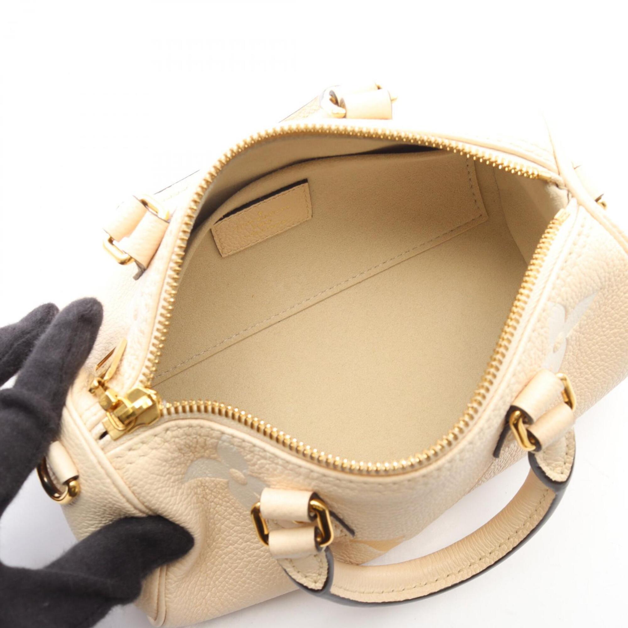 Louis Vuitton Beige Ivory Monogram Leather Handbag Pouch (Pre-Owned)