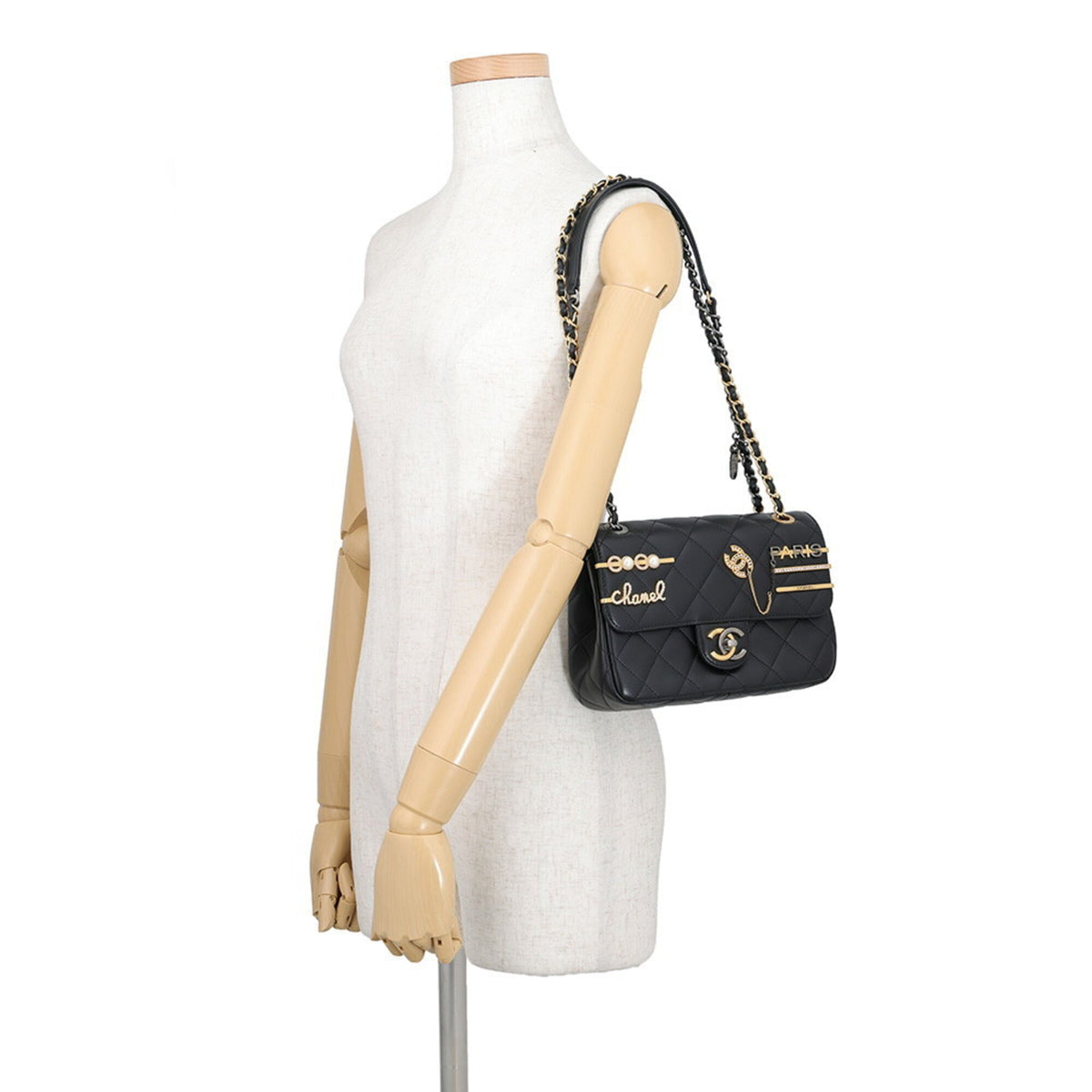 Chanel Matelasse Black Rhinestone Leather Handbag Shoulder Bag (Pre-Owned)