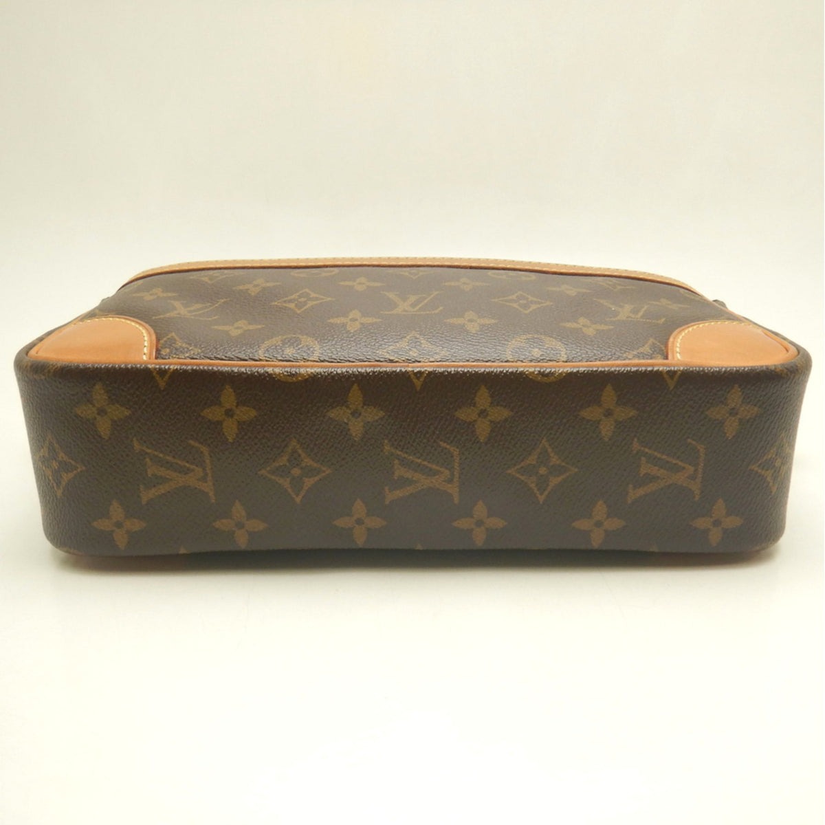 Louis Vuitton Brown Monogram Monogram Shoulder Bag (Pre-Owned)