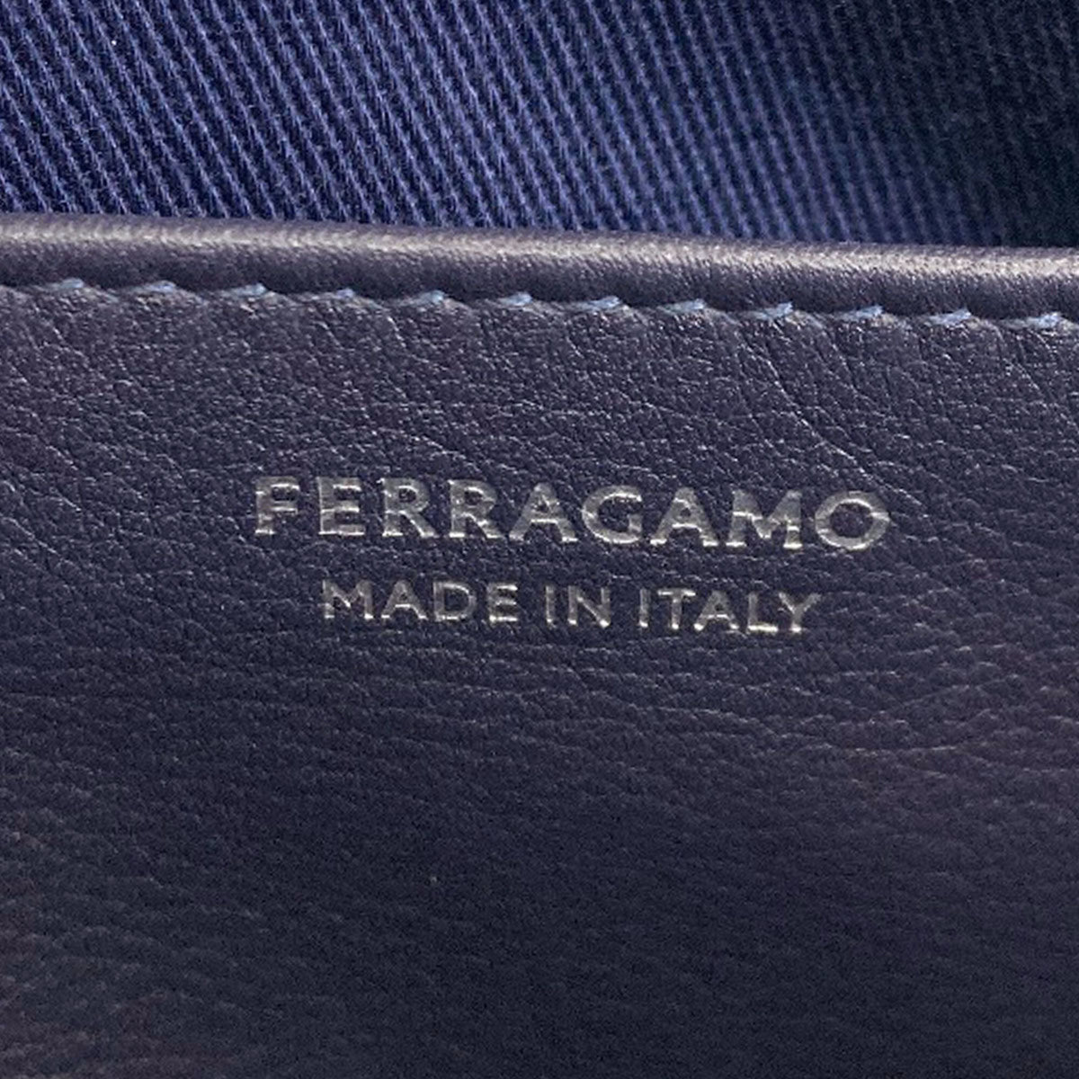 Salvatore Ferragamo Purple Leather Shoulder Bag (Pre-Owned)