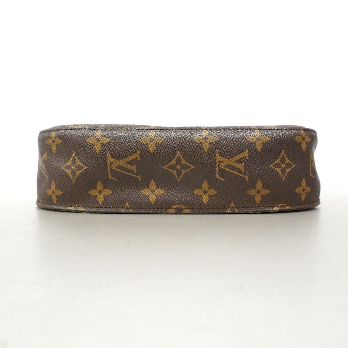 Louis Vuitton Brown Shoulder Bag (Pre-Owned)