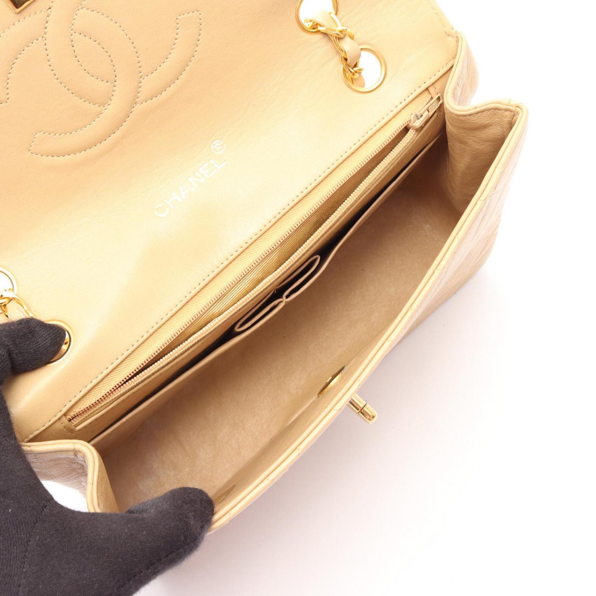 Chanel Beige Leather Handbag Shoulder Bag (Pre-Owned)