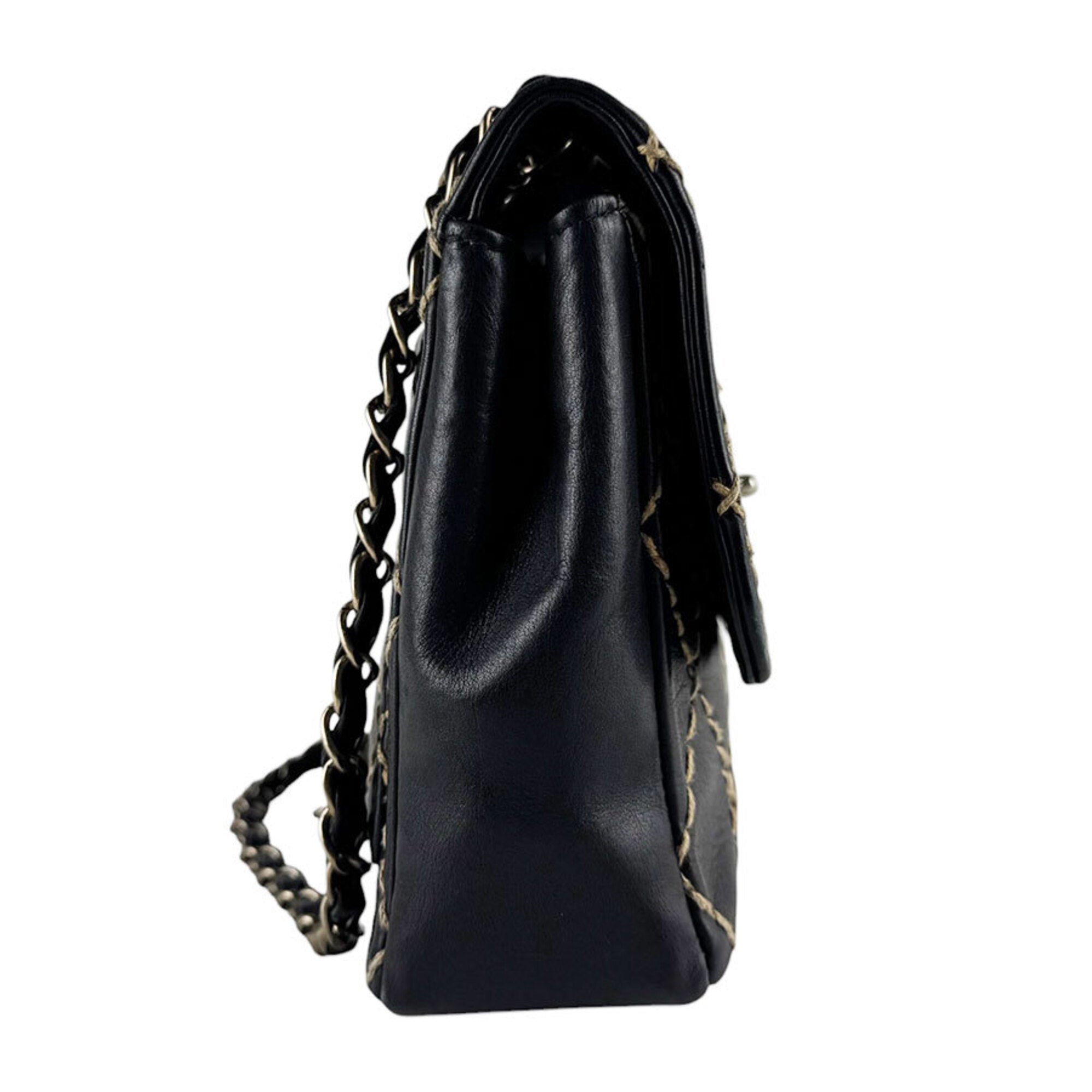 Chanel Beige Black Leather Shoulder Bag (Pre-Owned)