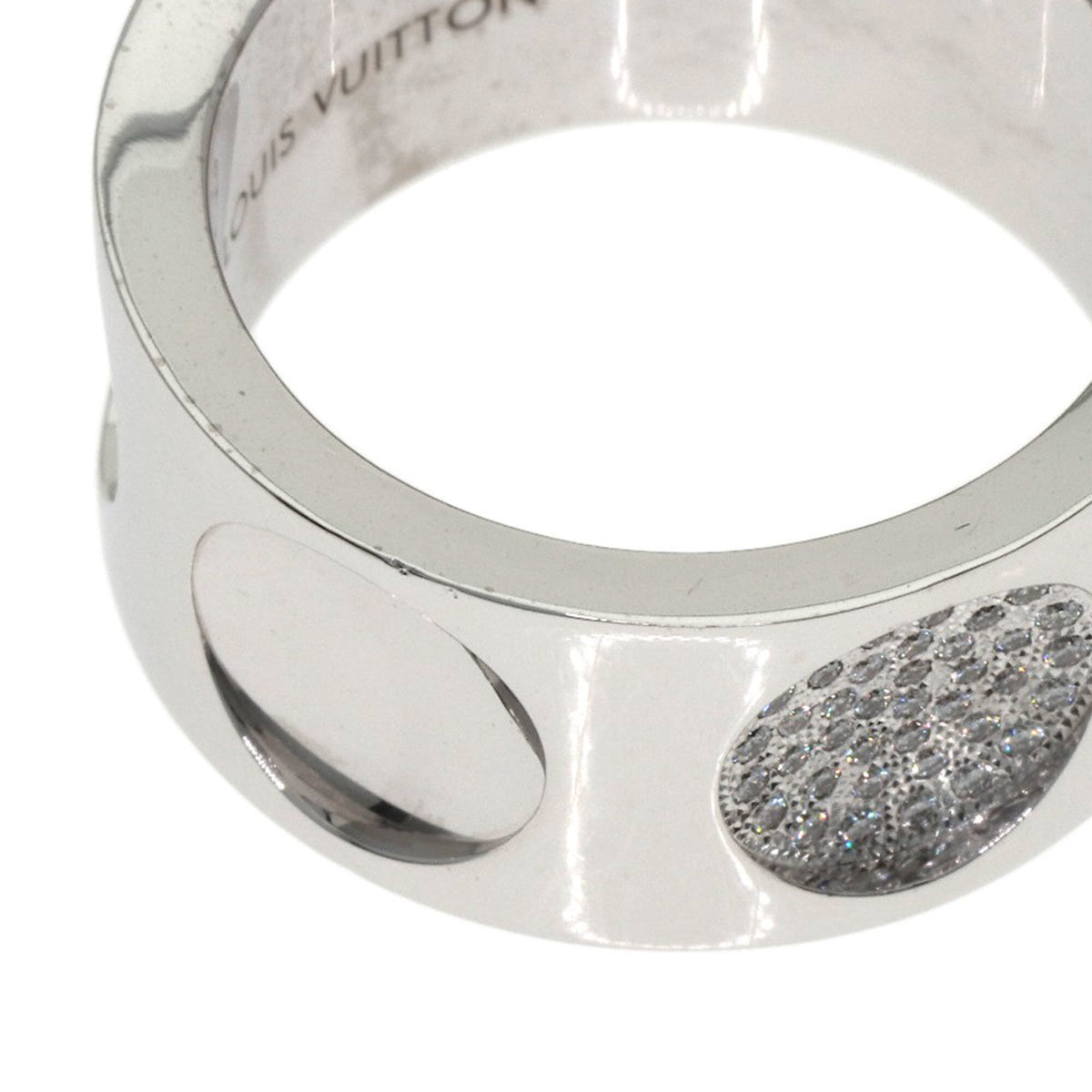 Louis Vuitton White Gold White Gold (18K) Band Ring (Pre-Owned)