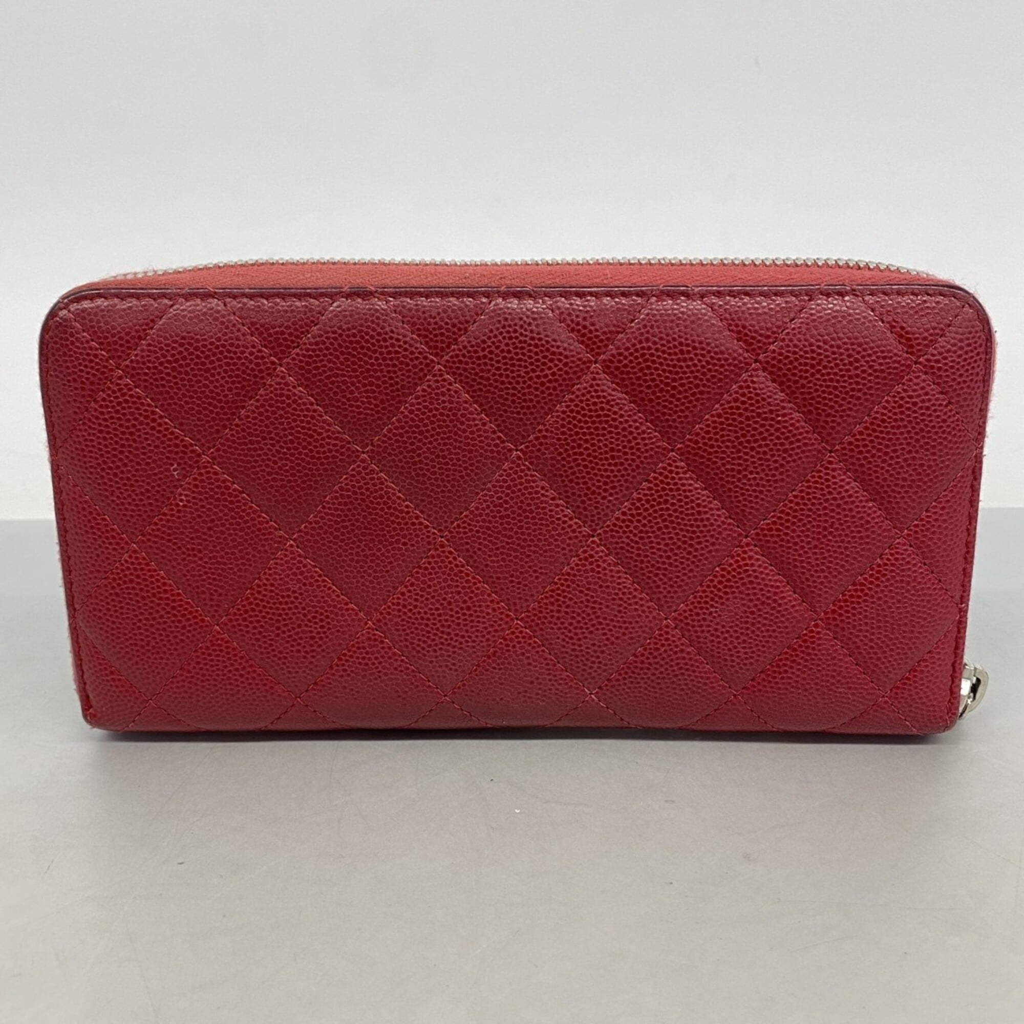 Chanel Red Color Grained Calfskin Long Wallet (Bi-Fold) (Pre-Owned)