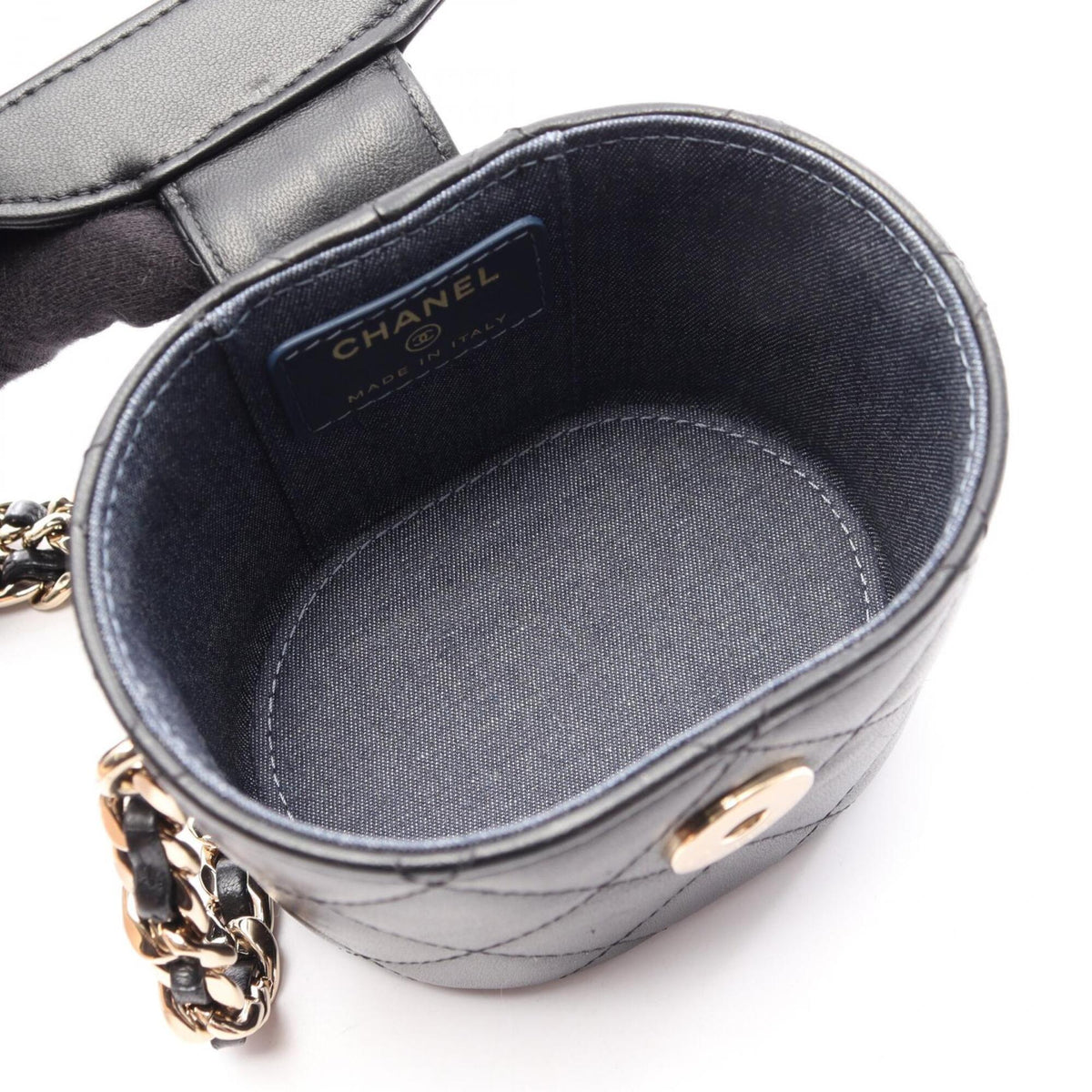 Chanel Black Leather Handbag Shoulder Bag (Pre-Owned)