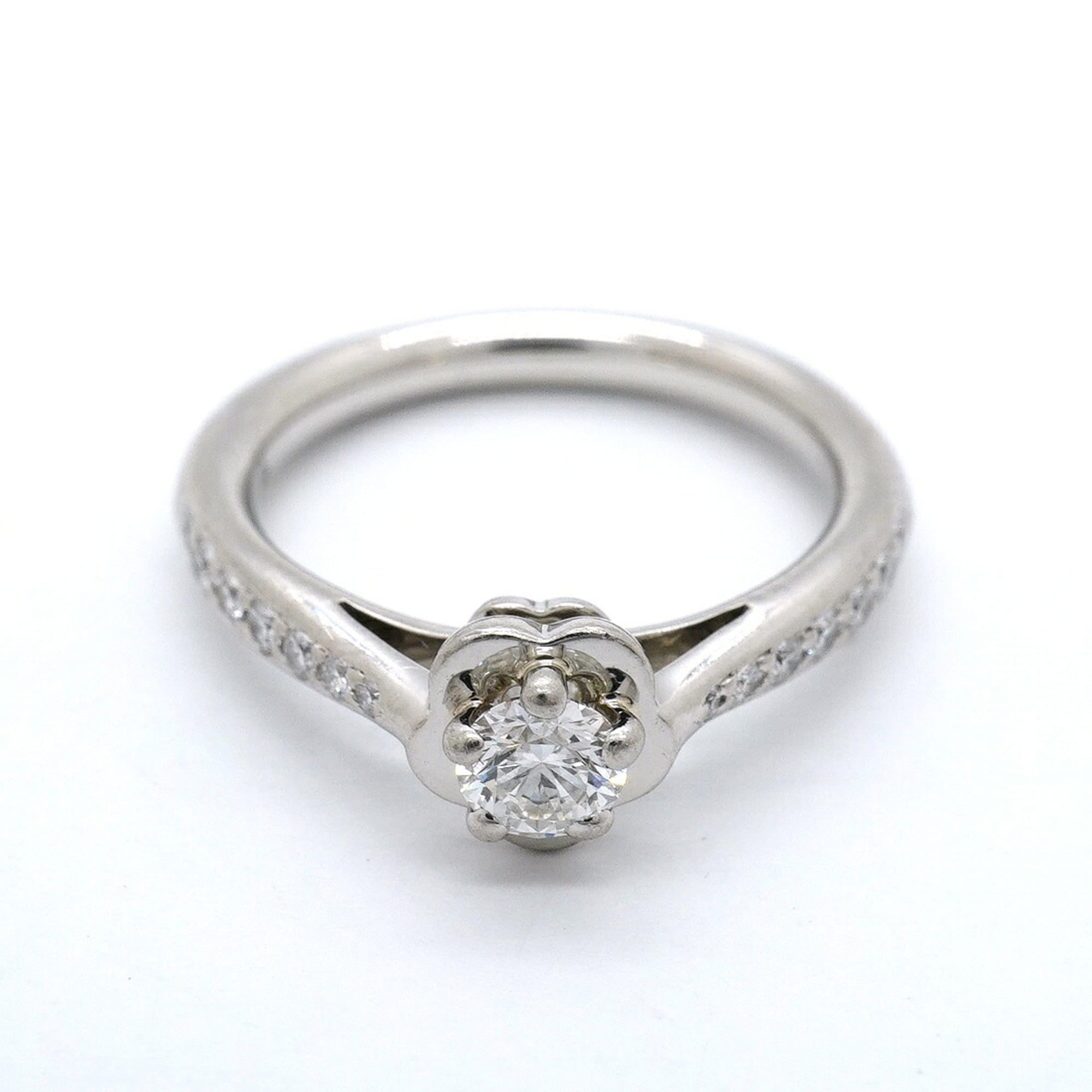 Chanel Platinum 950 Band Ring (Pre-Owned)