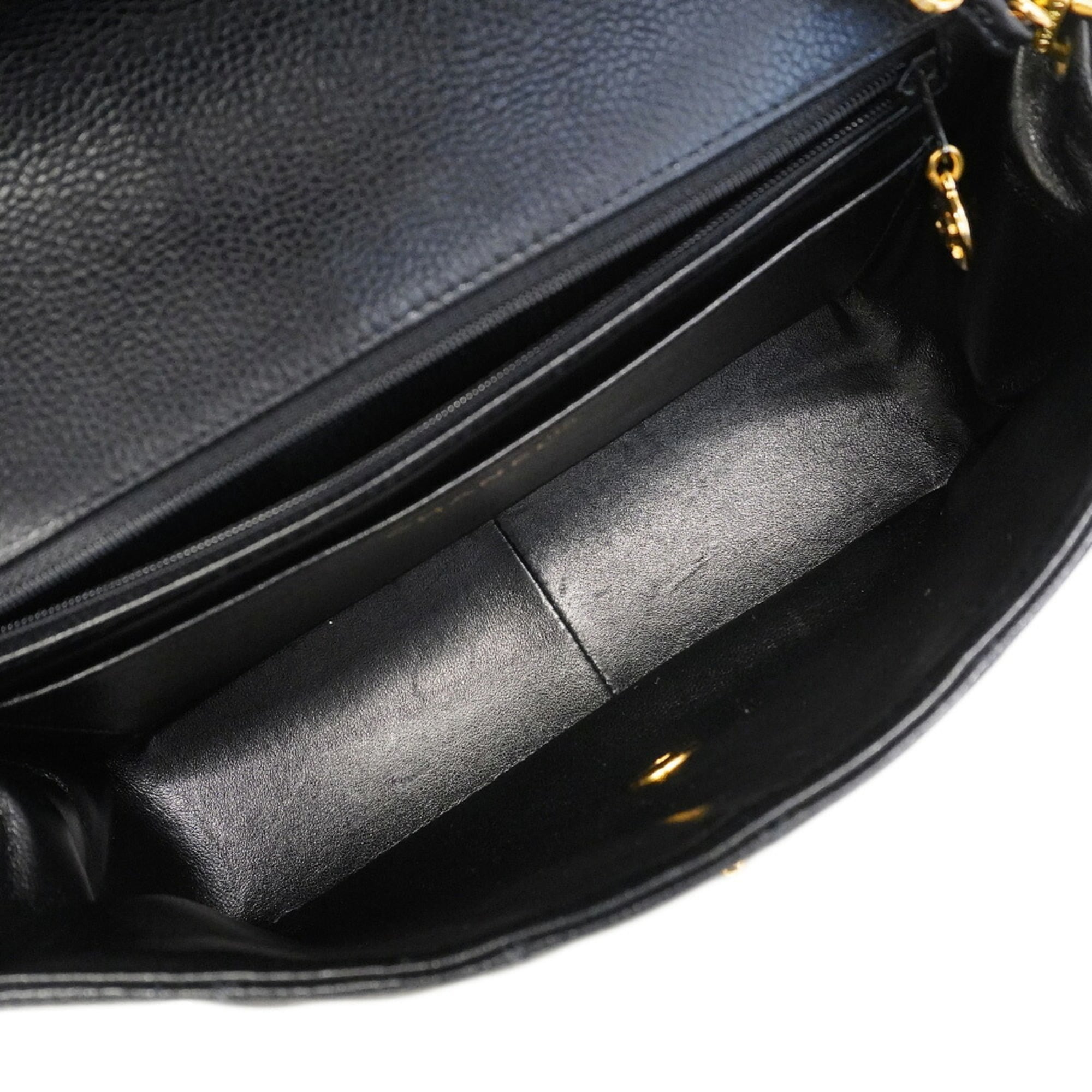 Chanel Black Grained Calfskin Shoulder Bag (Pre-Owned)
