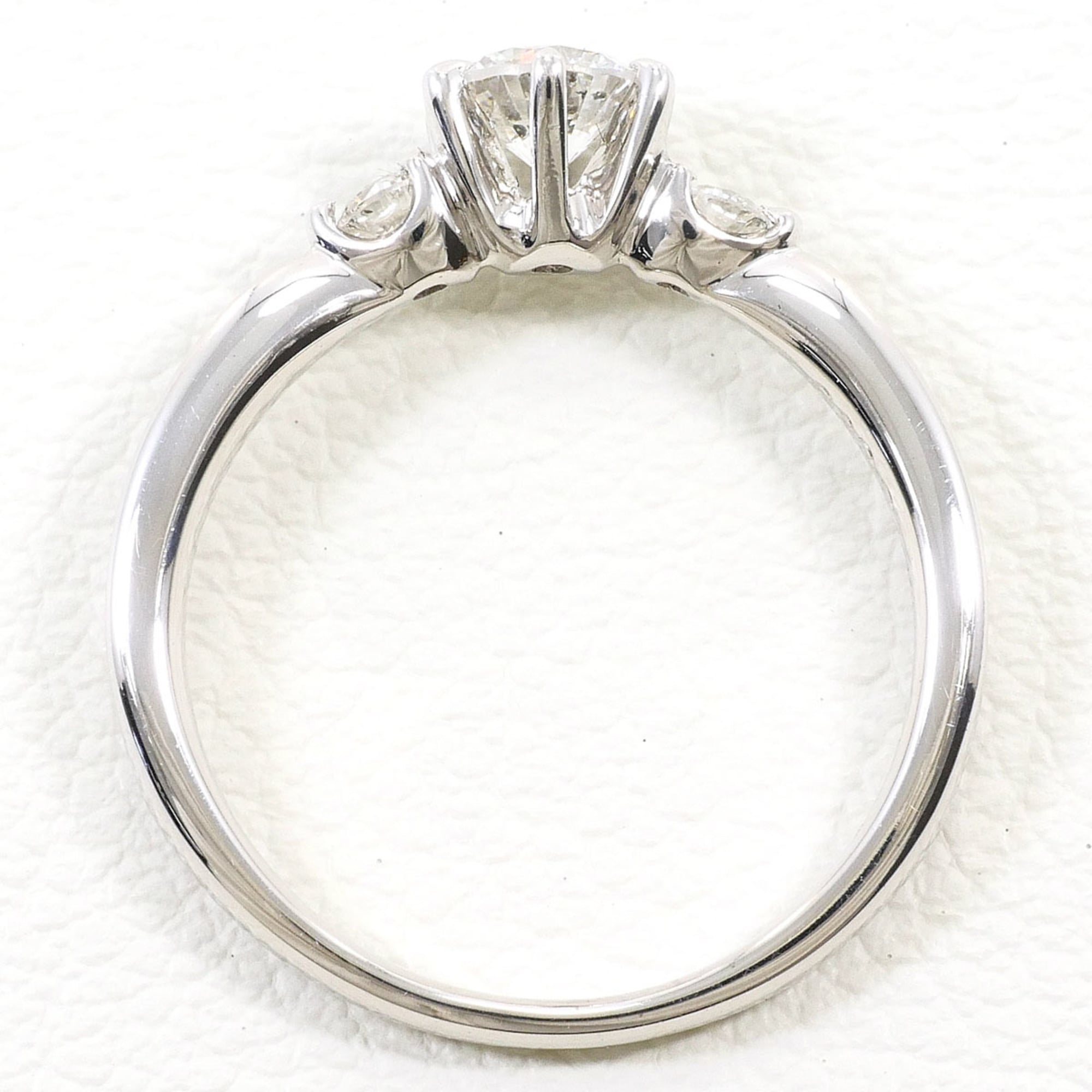 Unbranded White Gold White Gold (18K) Band Ring (Pre-Owned)