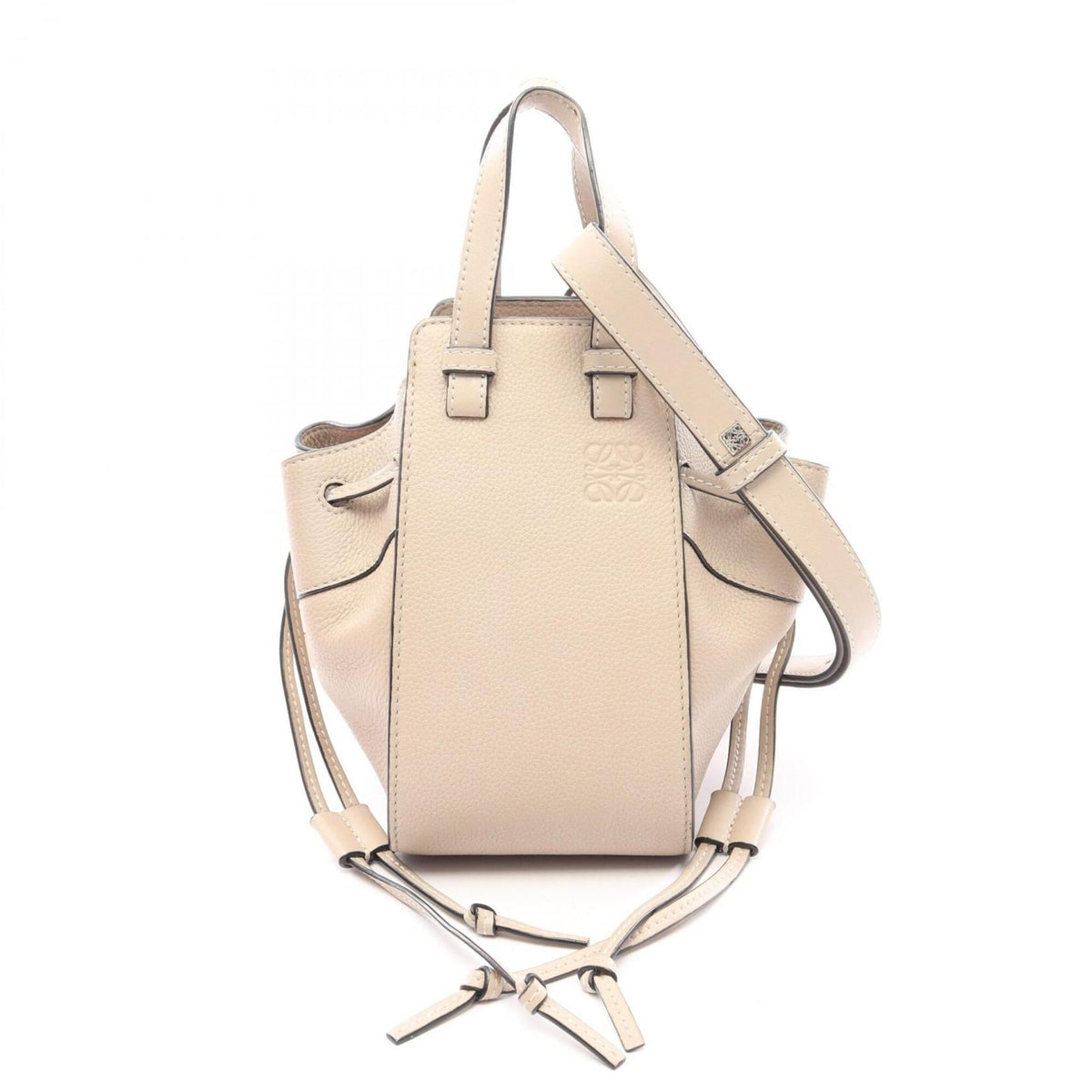 Loewe Beige Leather Handbag (Pre-Owned)
