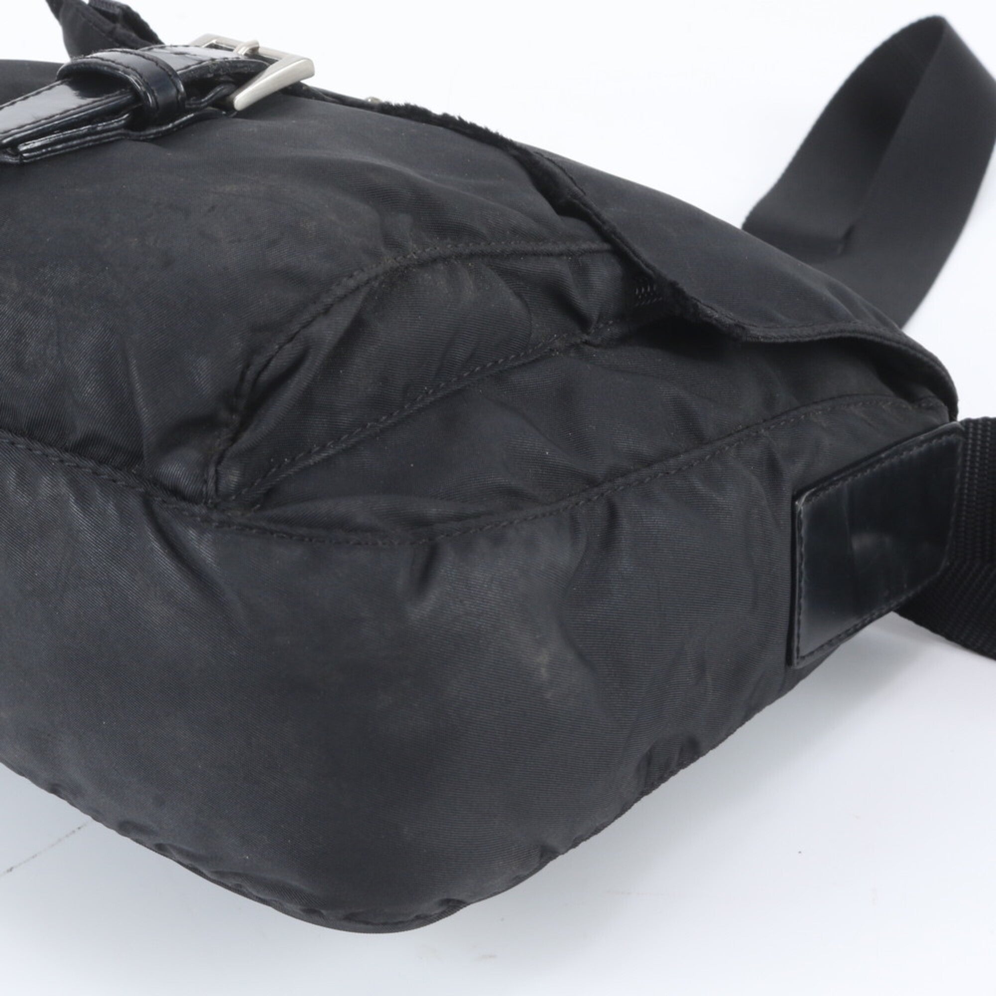 Prada Black White Nylon Leather Shoulder Bag (Pre-Owned)