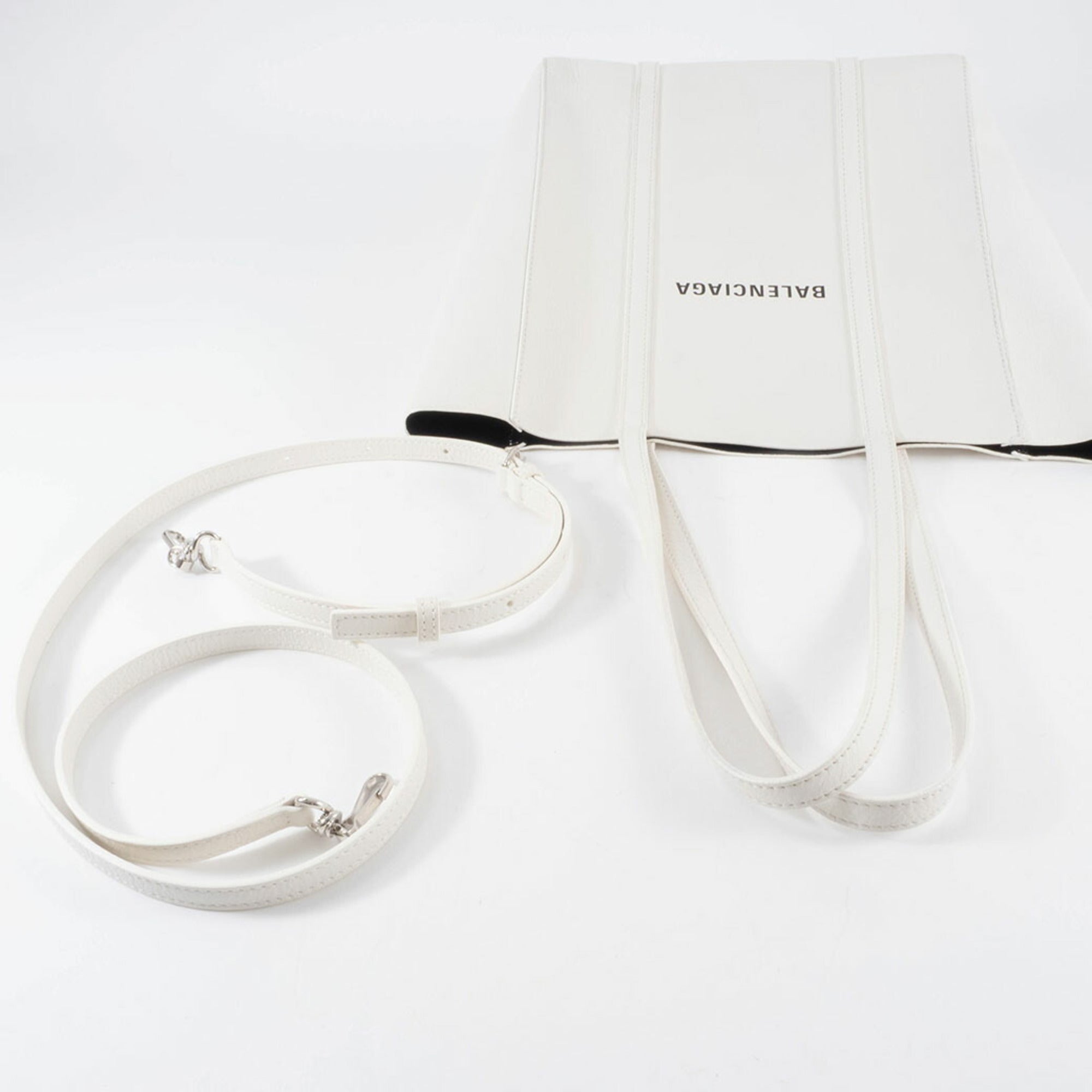 Balenciaga White Leather Shoulder Bag Tote Bag (Pre-Owned)