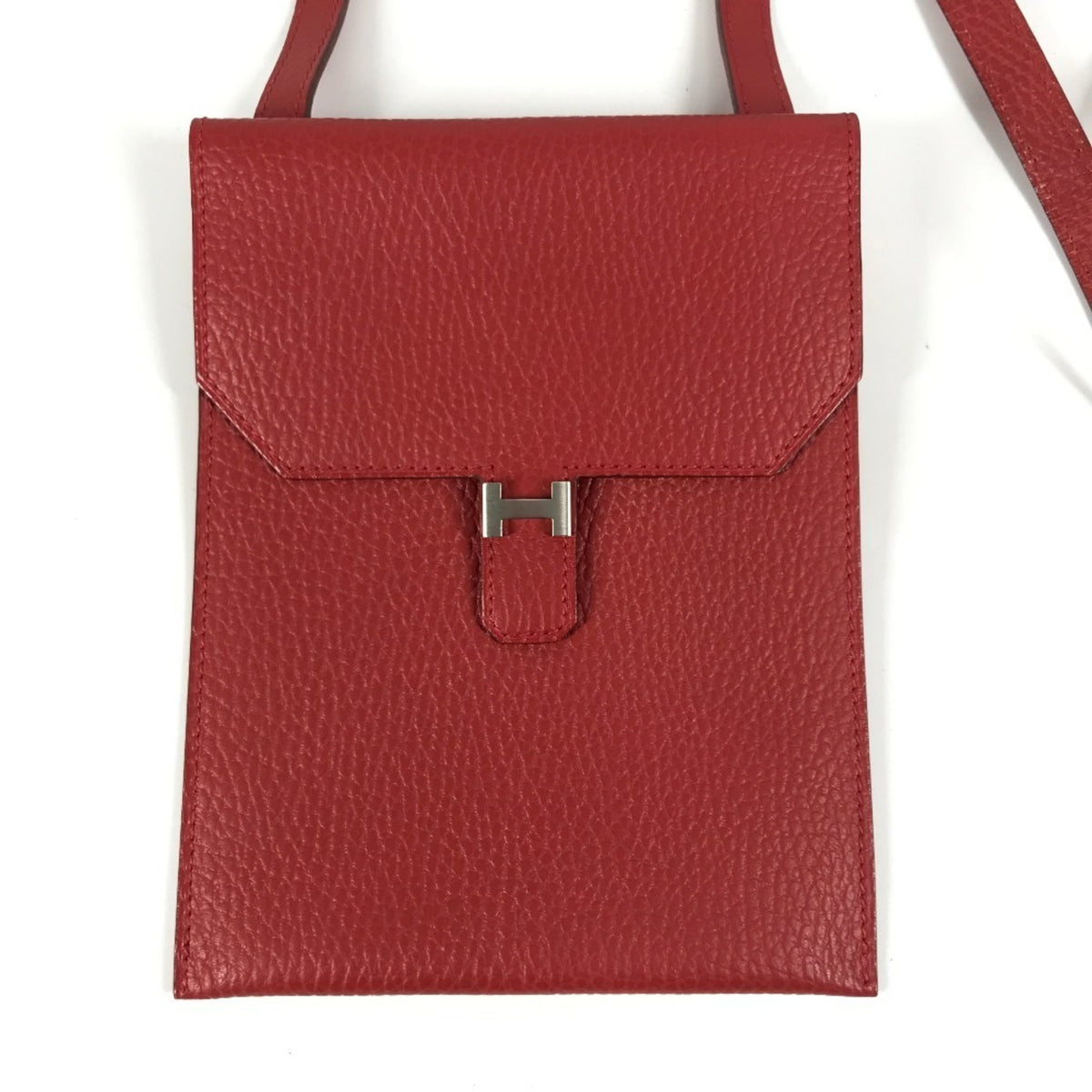 Hermes Amelie Red Color Leather Pochette Shoulder Bag (Pre-Owned)