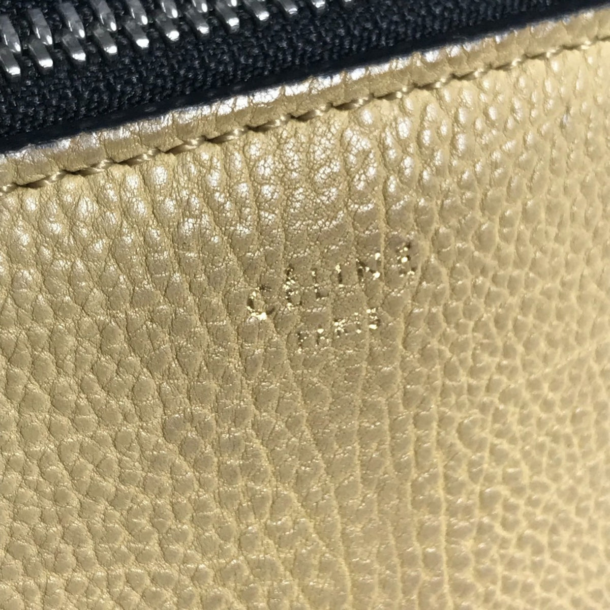 Celine Beige Navy Leather Handbag Shoulder Bag (Pre-Owned)