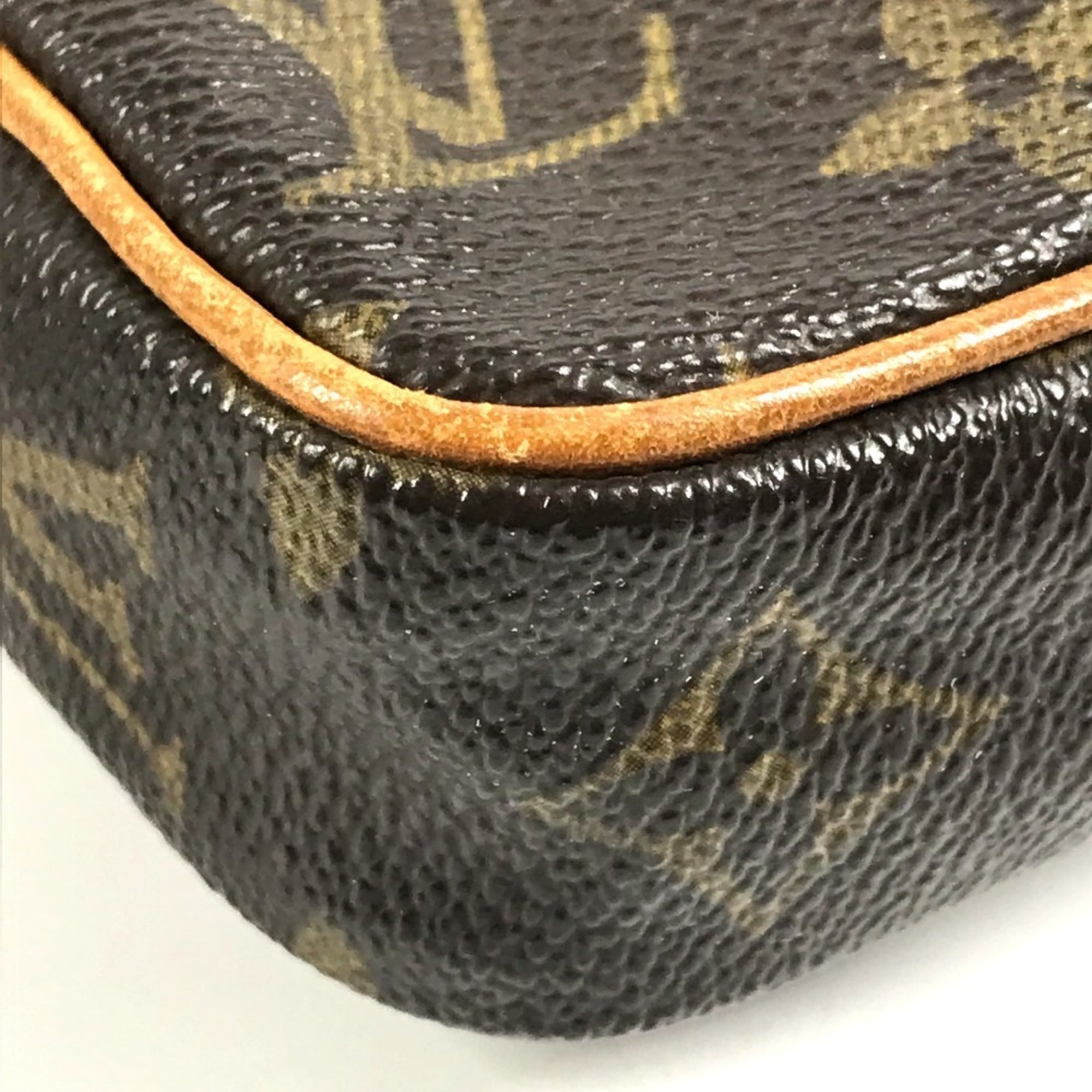 Louis Vuitton Brown Monogram Monogram Canvas Pochette Shoulder Bag (Pre-Owned)