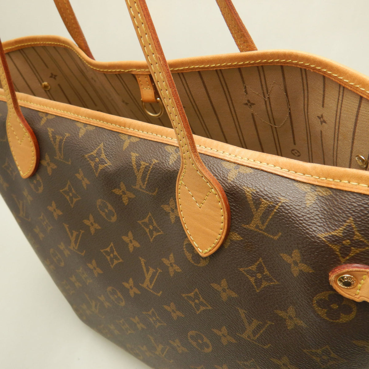 Louis Vuitton Brown Monogram Canvas Tote Bag (Pre-Owned)