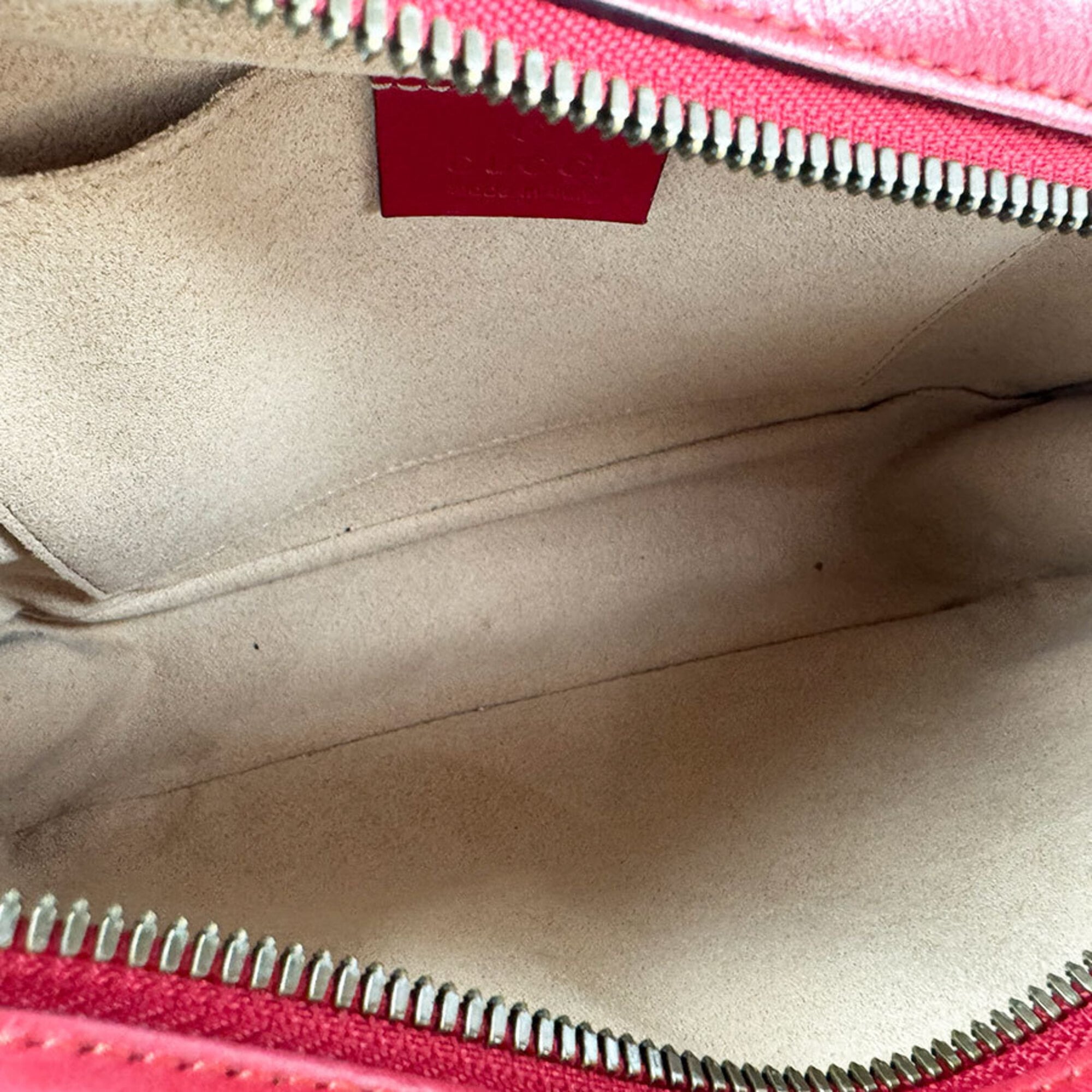 Gucci Red Color Leather Shoulder Bag (Pre-Owned)