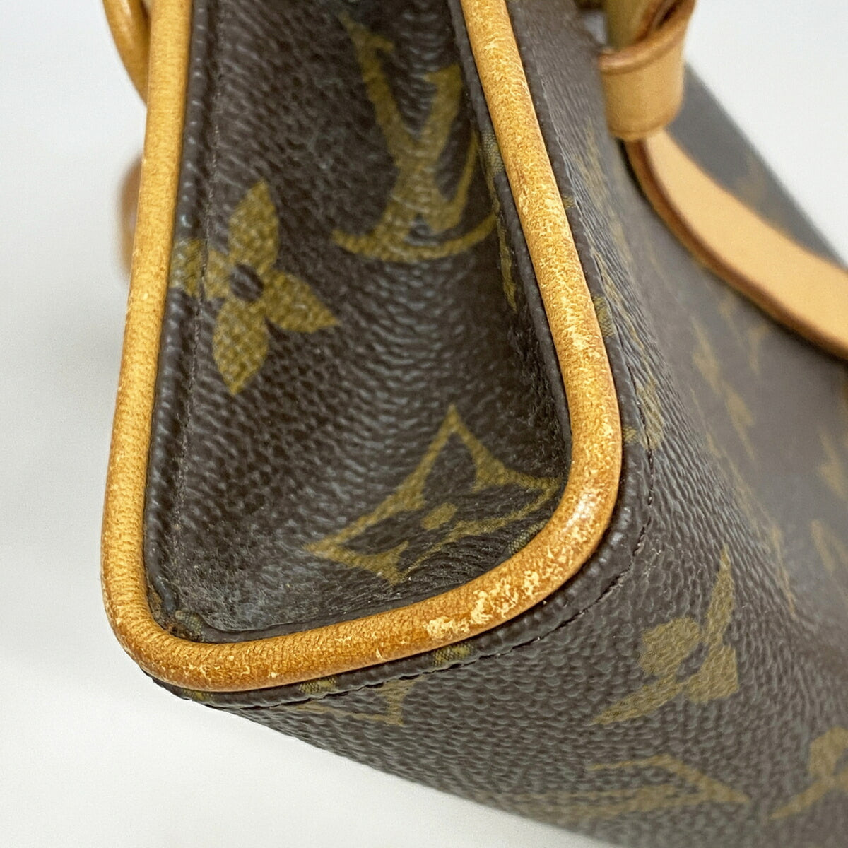 Louis Vuitton Brown Fanny Pack (Pre-Owned)