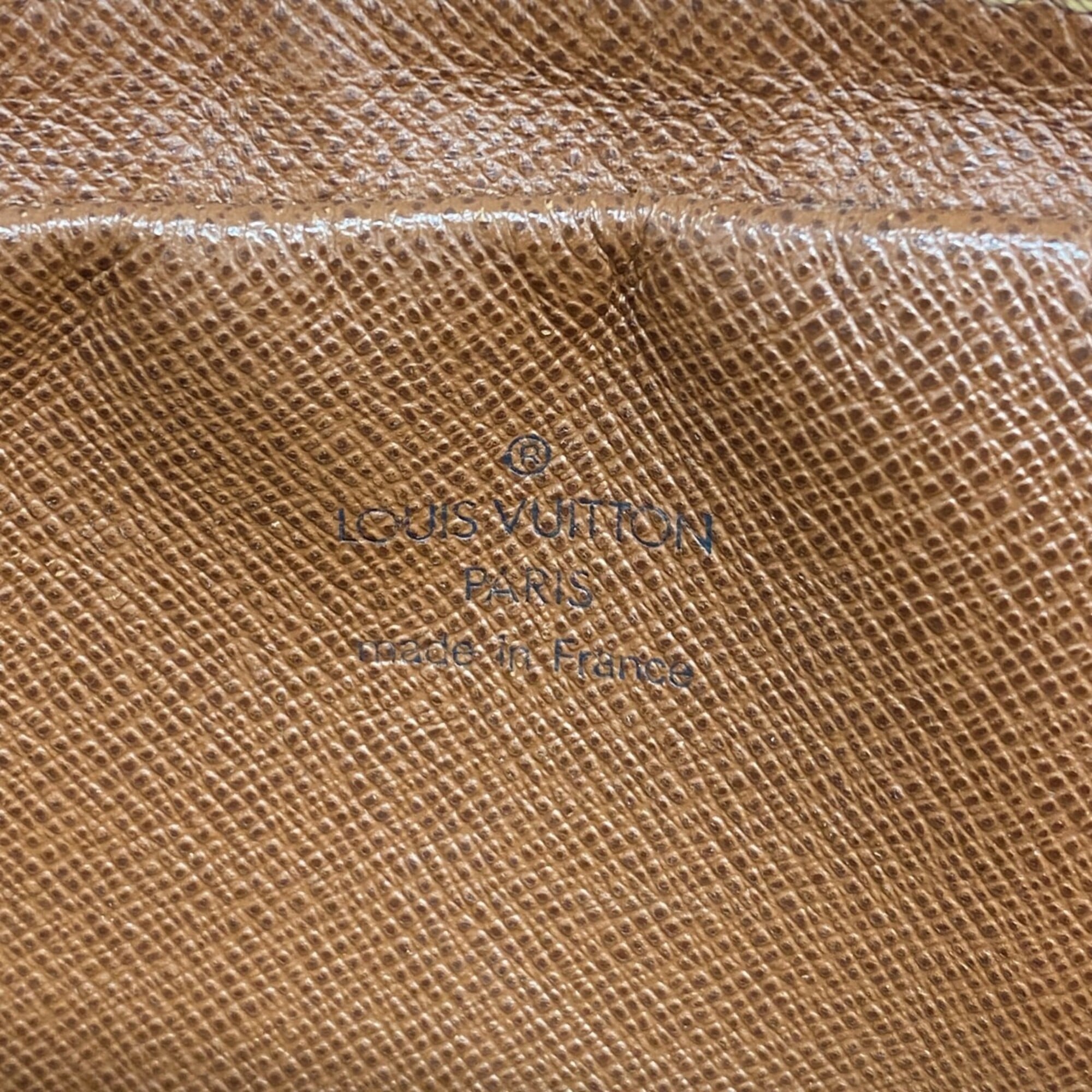 Louis Vuitton Brown Shoulder Bag (Pre-Owned)