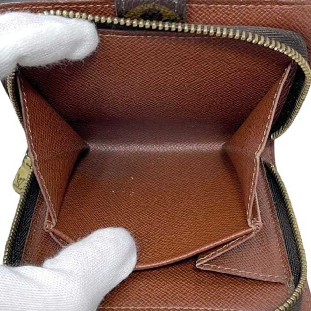 Louis Vuitton Brown Monogram Monogram Wallet (Bi-Fold) (Pre-Owned)