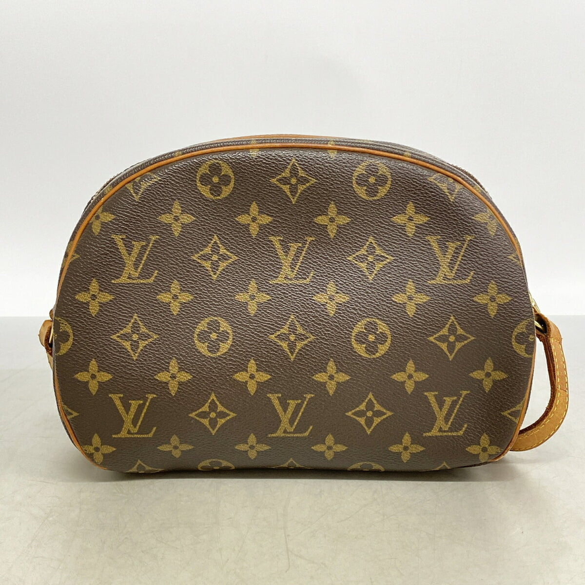 Louis Vuitton Brown Shoulder Bag (Pre-Owned)