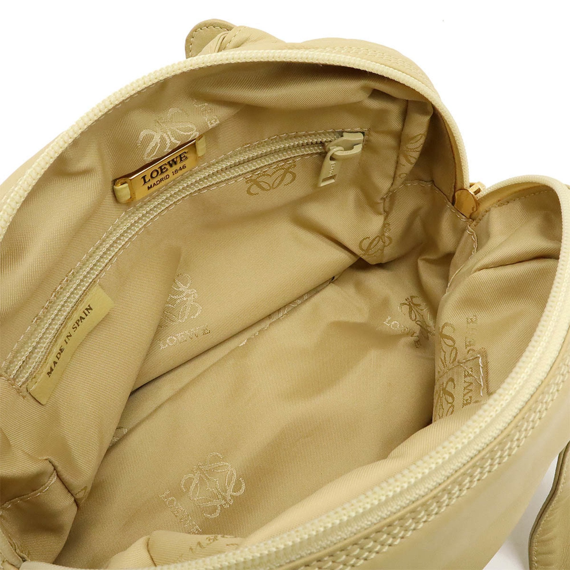 Loewe Beige Nappa Leather Leather Handbag (Pre-Owned)