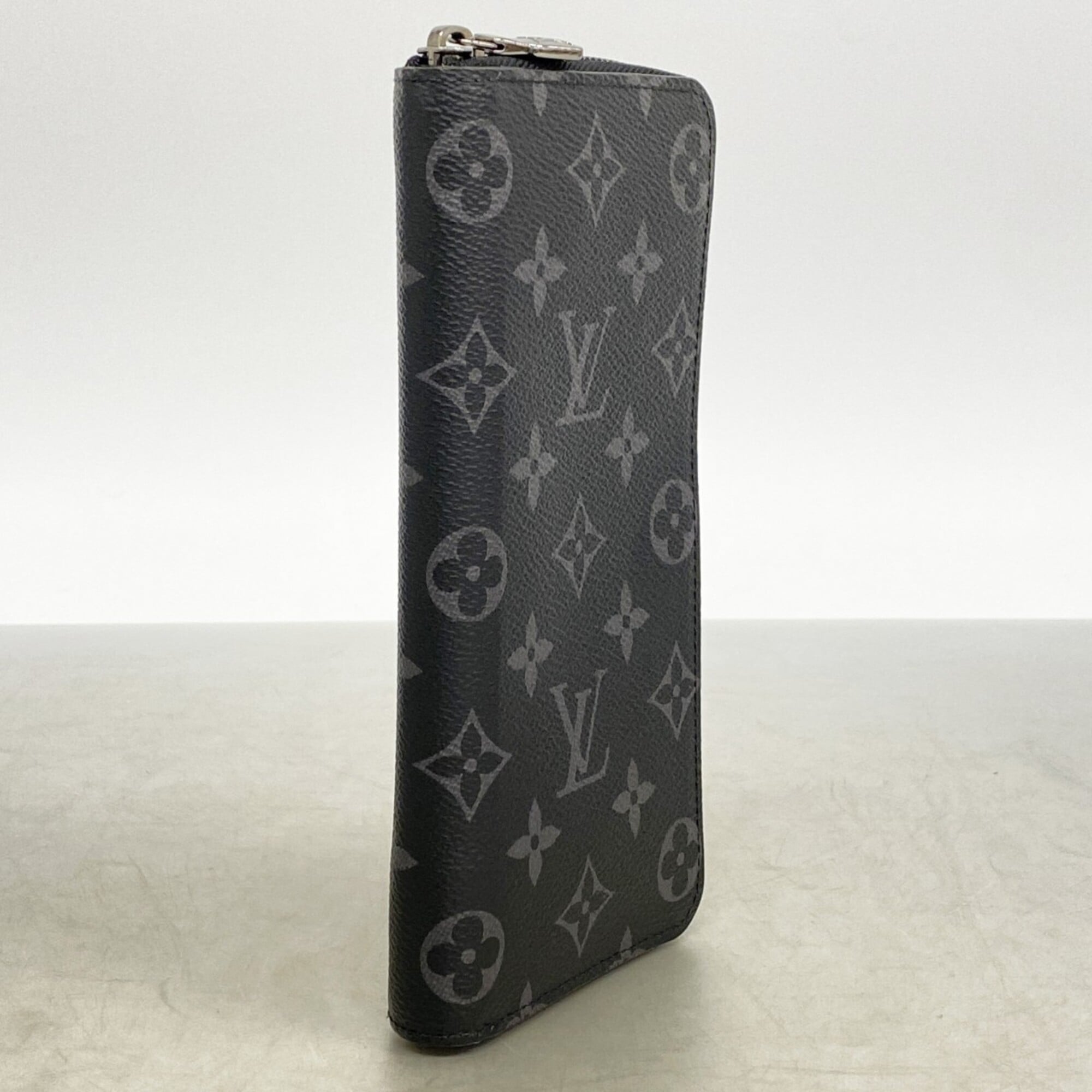 Louis Vuitton Black Long Wallet (Bi-Fold) (Pre-Owned)