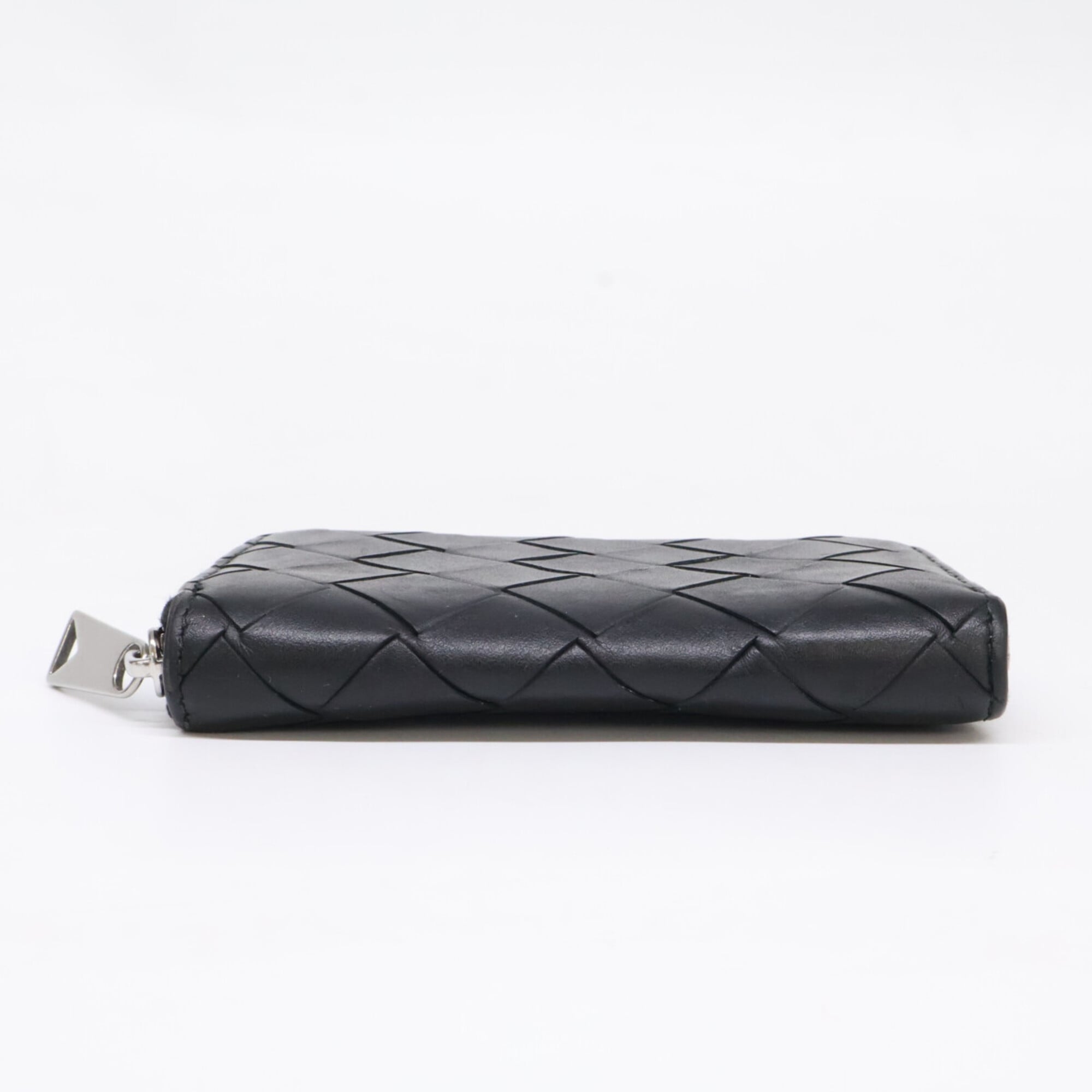 Bottega Veneta Black Leather Long Wallet (Bi-Fold) (Pre-Owned)