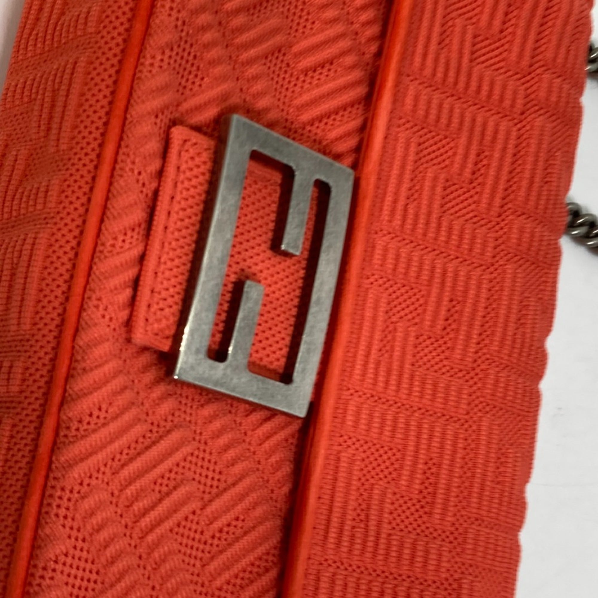 Fendi Red Other Shoulder Bag (Pre-Owned)