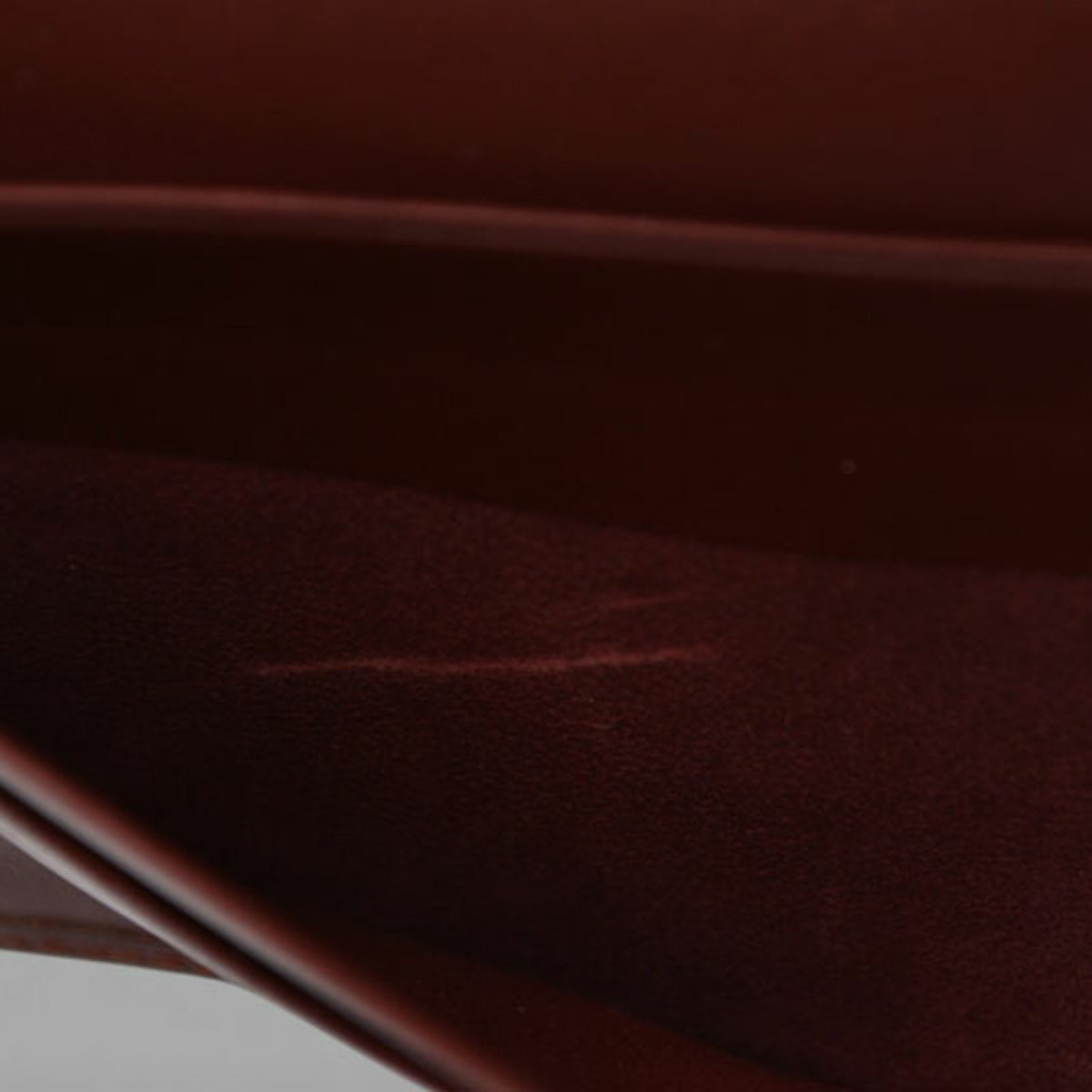 Cartier Must Bordeaux Leather Long Wallet (Bi-Fold) (Pre-Owned)
