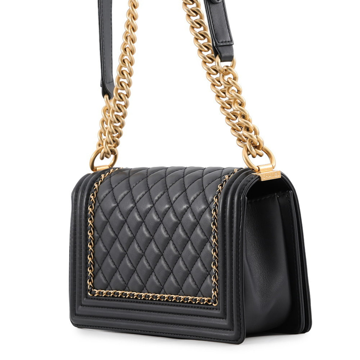 Chanel Boy Chanel Black Grained Calfskin Handbag Shoulder Bag (Pre-Owned)