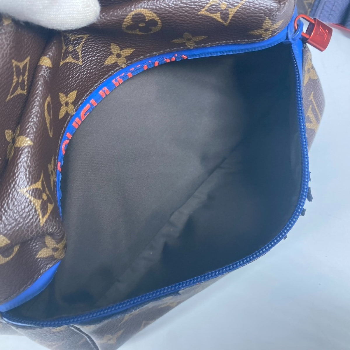 Louis Vuitton Blue Brown Monogram Shoulder Bag (Pre-Owned)