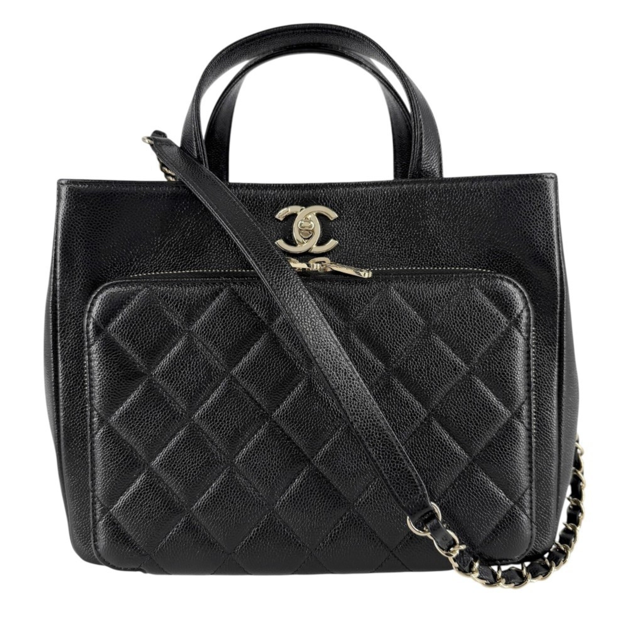 Chanel Matelasse Black Grained Calfskin Handbag Shoulder Bag (Pre-Owned)