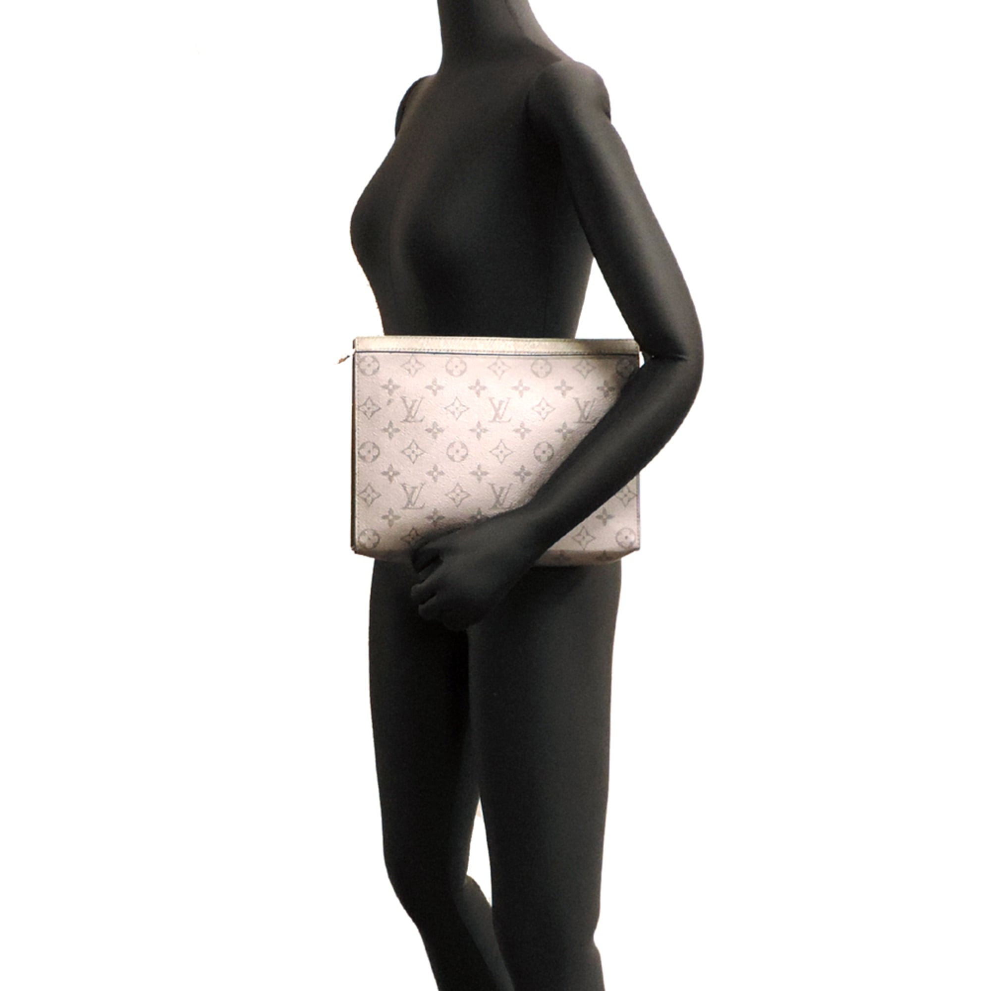 Louis Vuitton Gray Monogram Eclipse Clutch Bag Pochette (Pre-Owned)