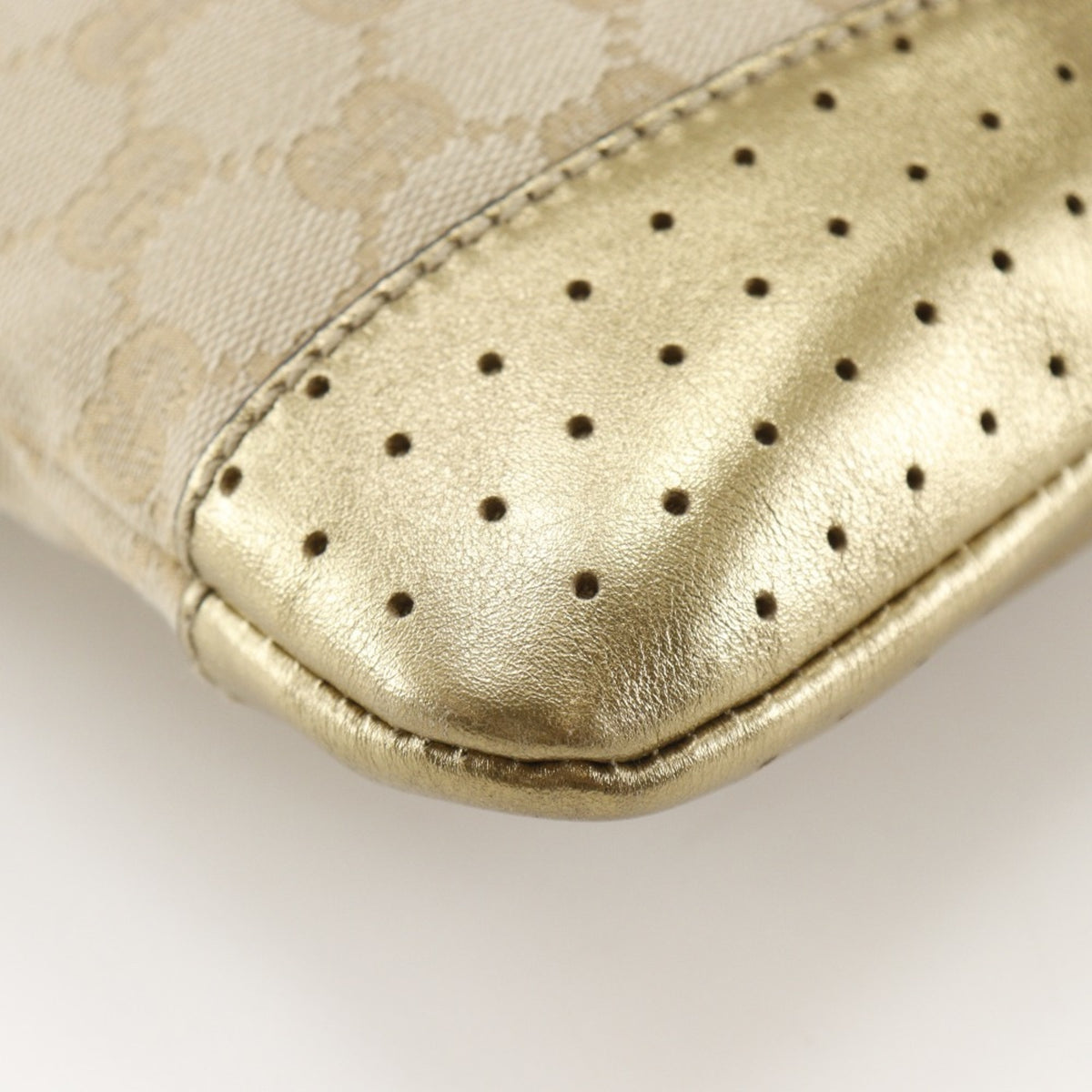 Gucci Gg Canvas Beige Gg Canvas Shoulder Bag (Pre-Owned)